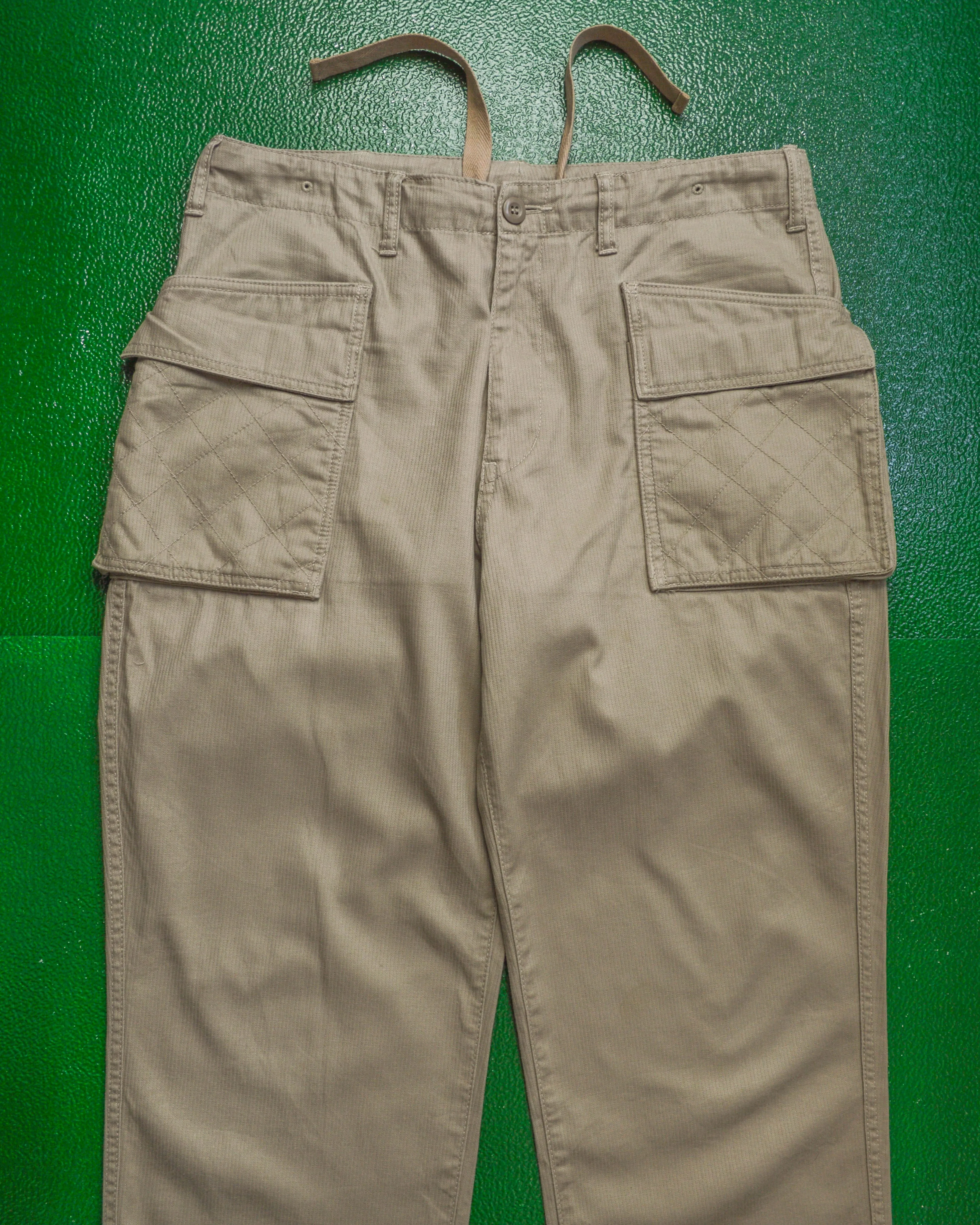 90s Dual Compartment Patch Pocket Tan Cargo Pants (~32~)