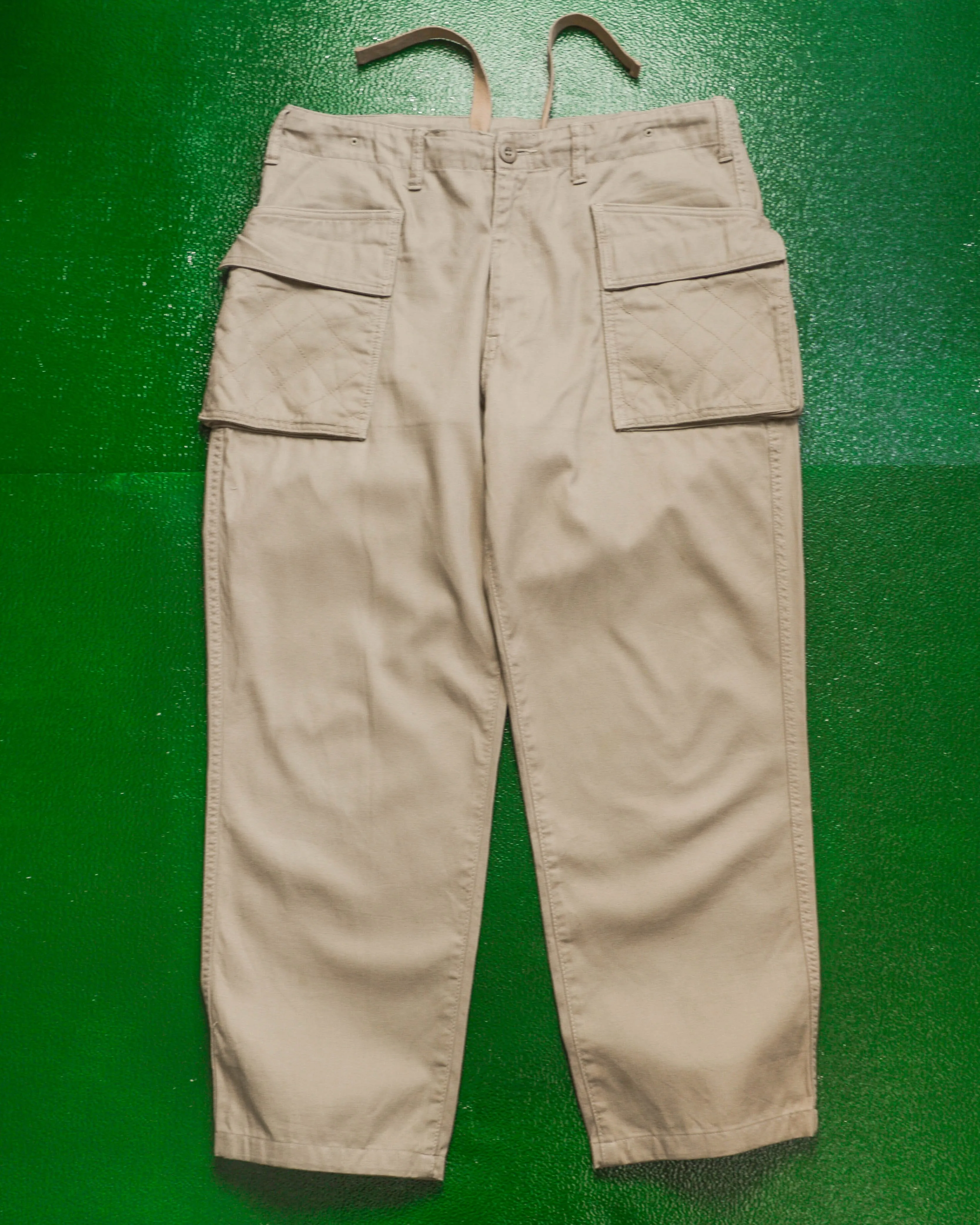 90s Dual Compartment Patch Pocket Tan Cargo Pants (~32~)