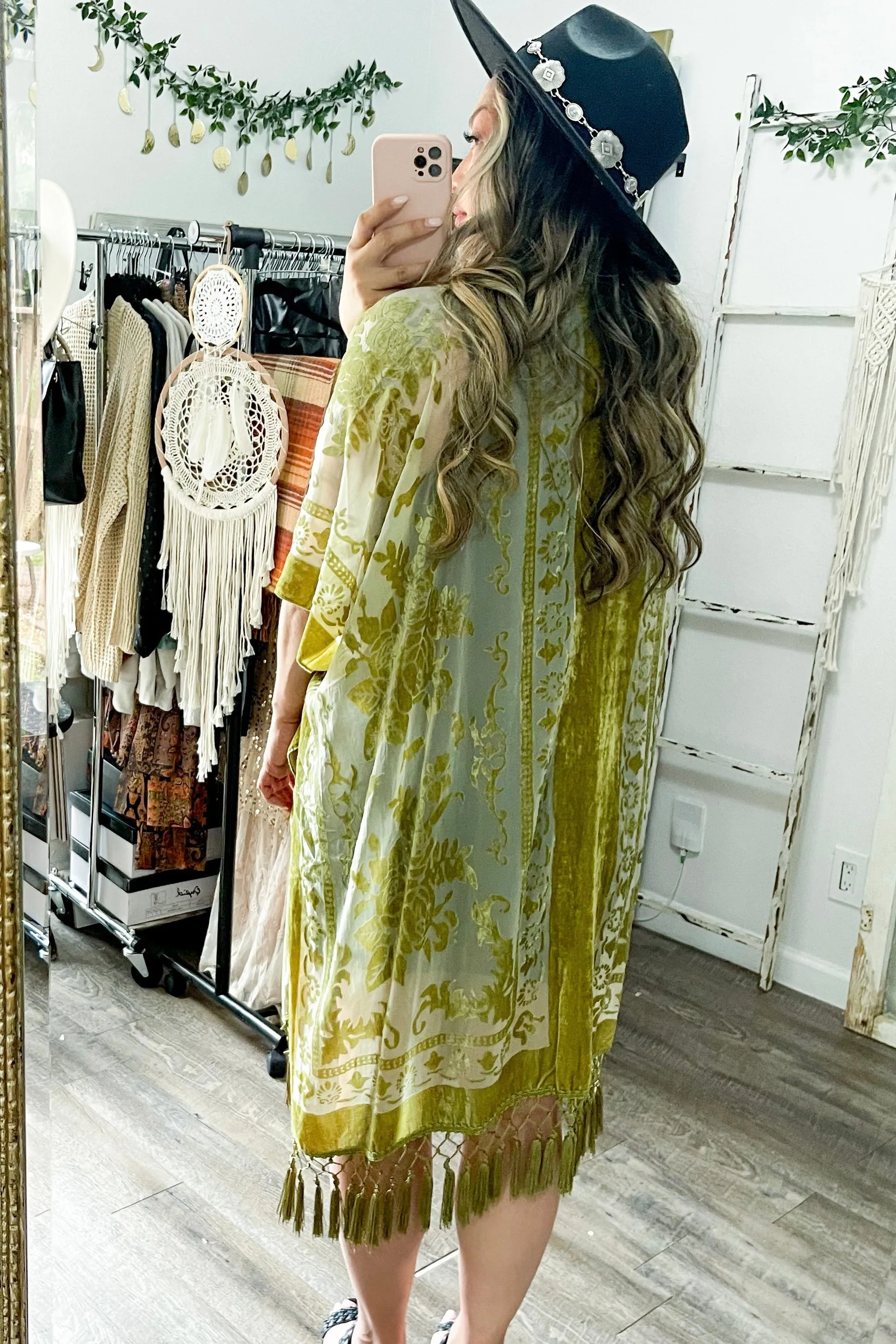 A Velvet Mesh Tapestry Kimono - 4 colors