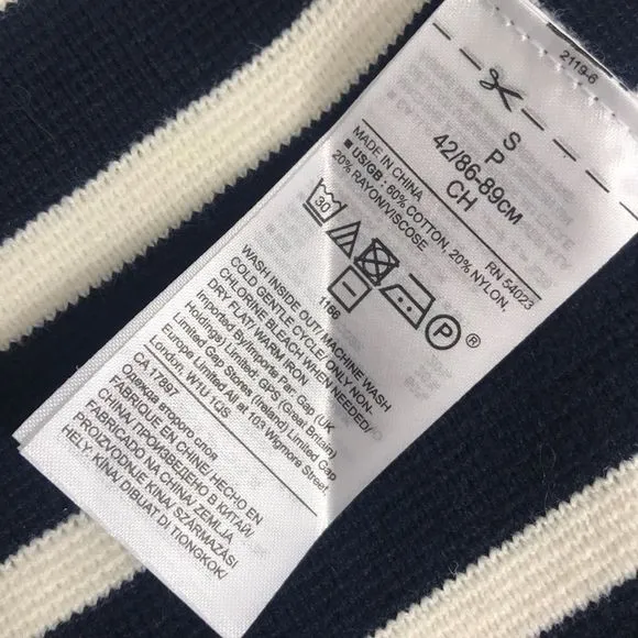 Banana Republic Jacket. Black and white. Size s