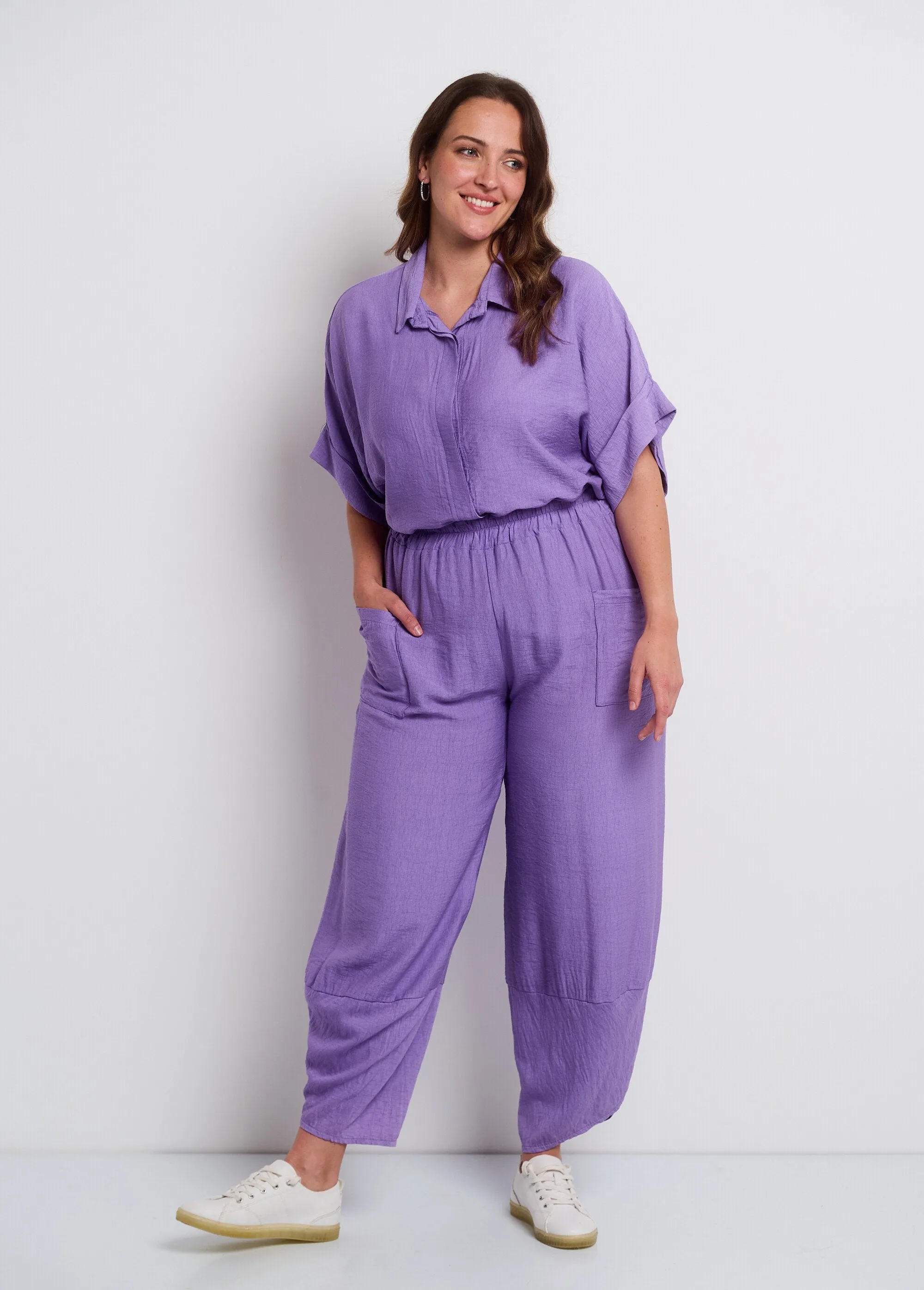 Blouse and pants set