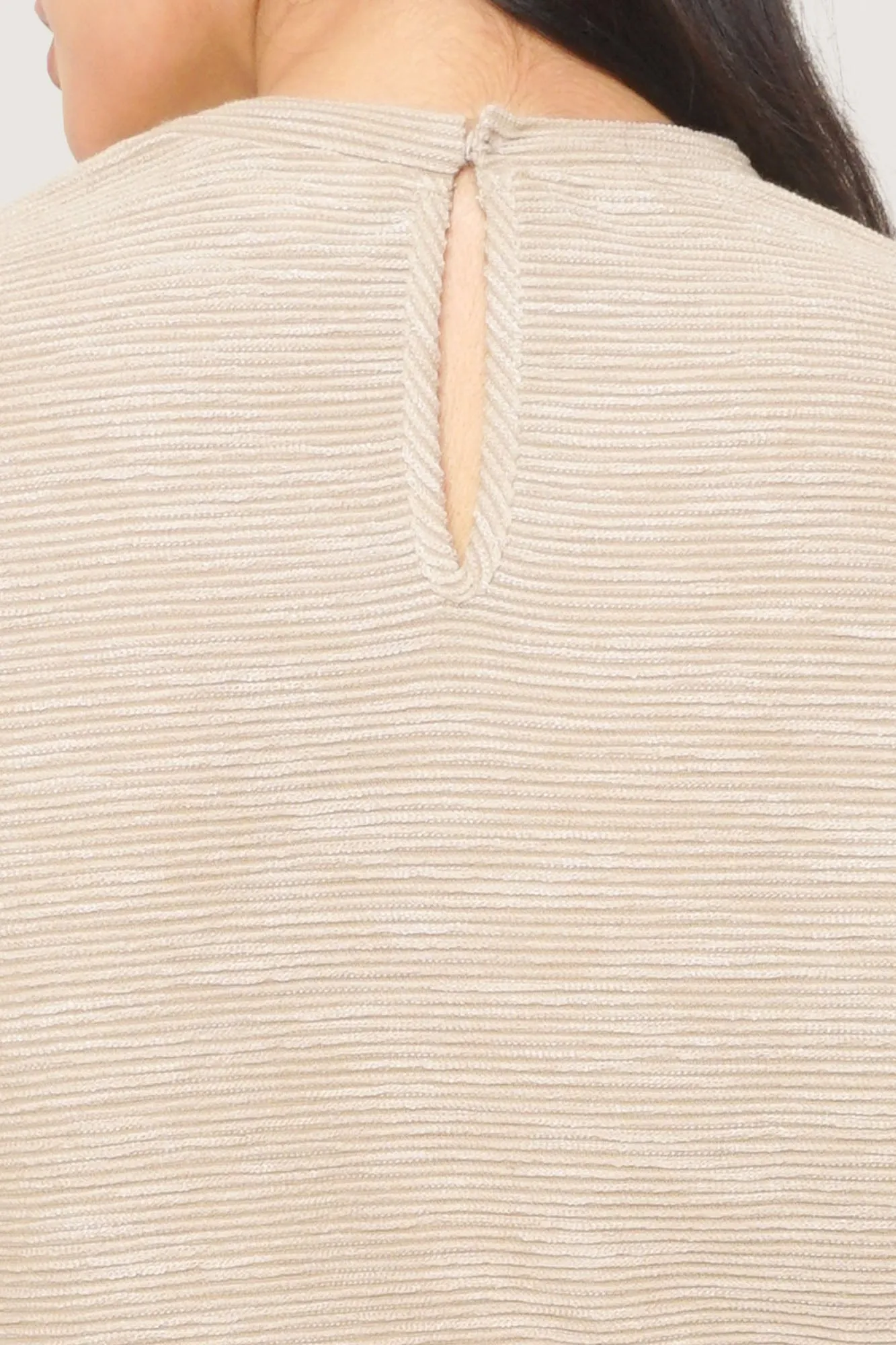 Closet Staples Relaxed Fit Textured Tee