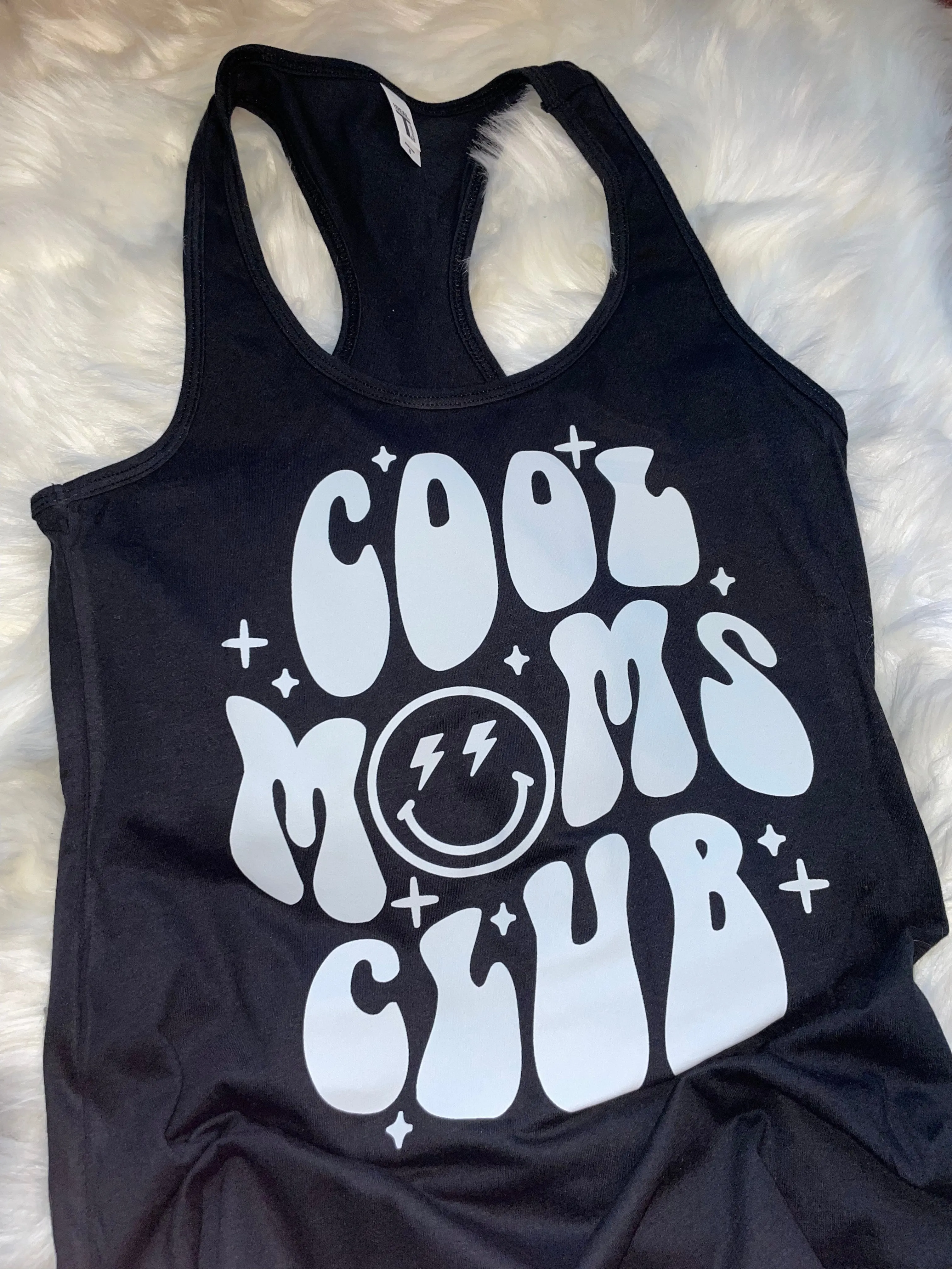 Cool Moms Club (D143)