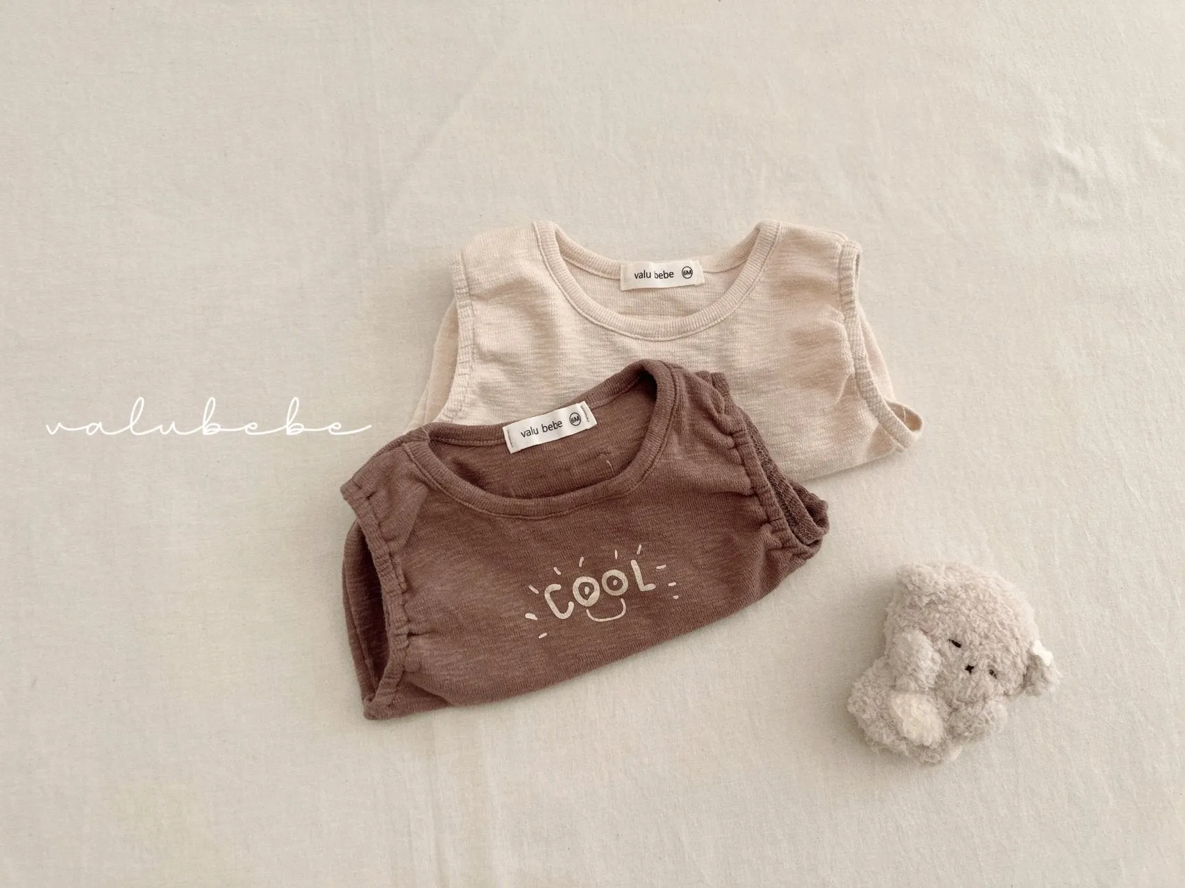 Cool sleeveless T shirt