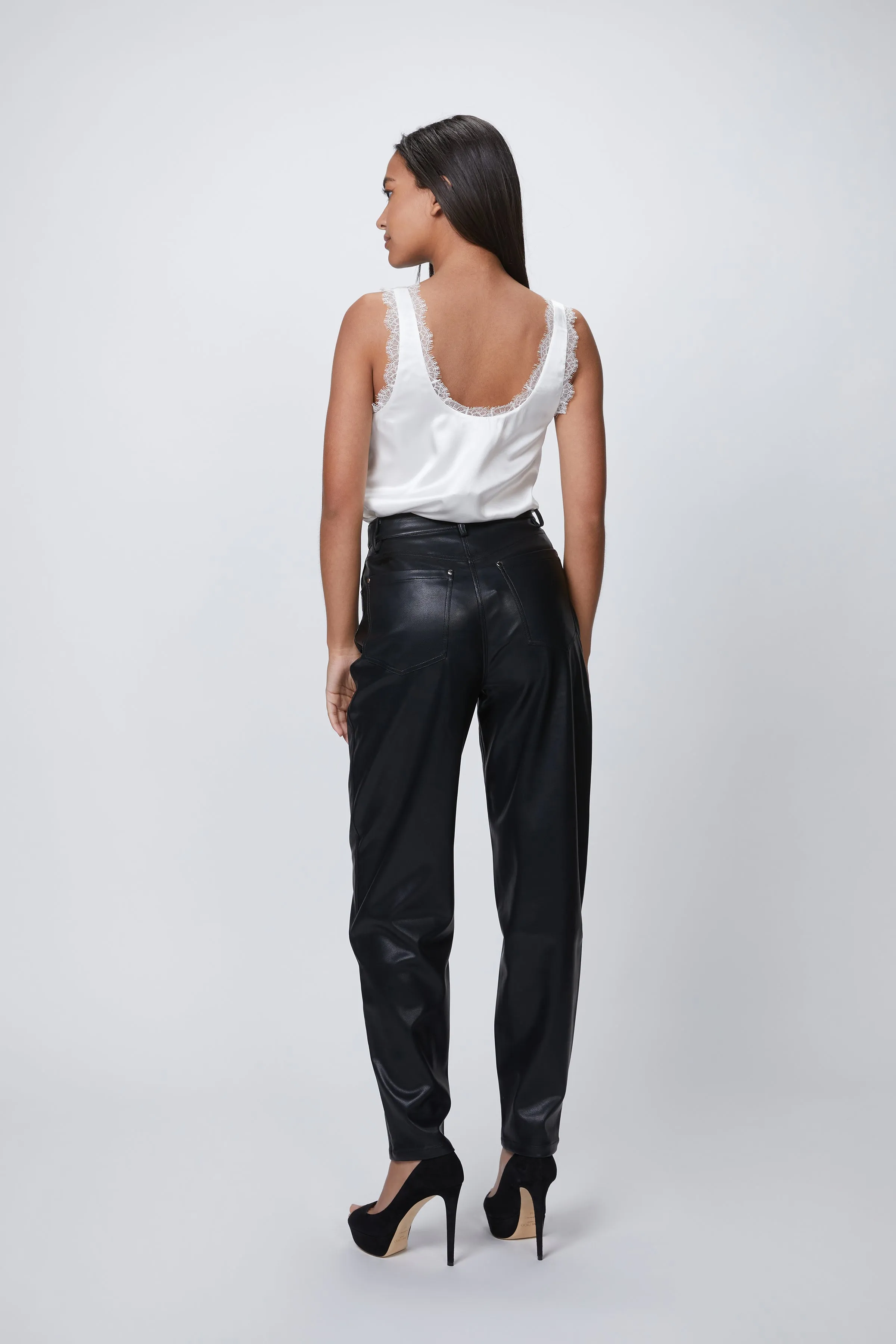 DANI BOYFRIEND LEATHER
