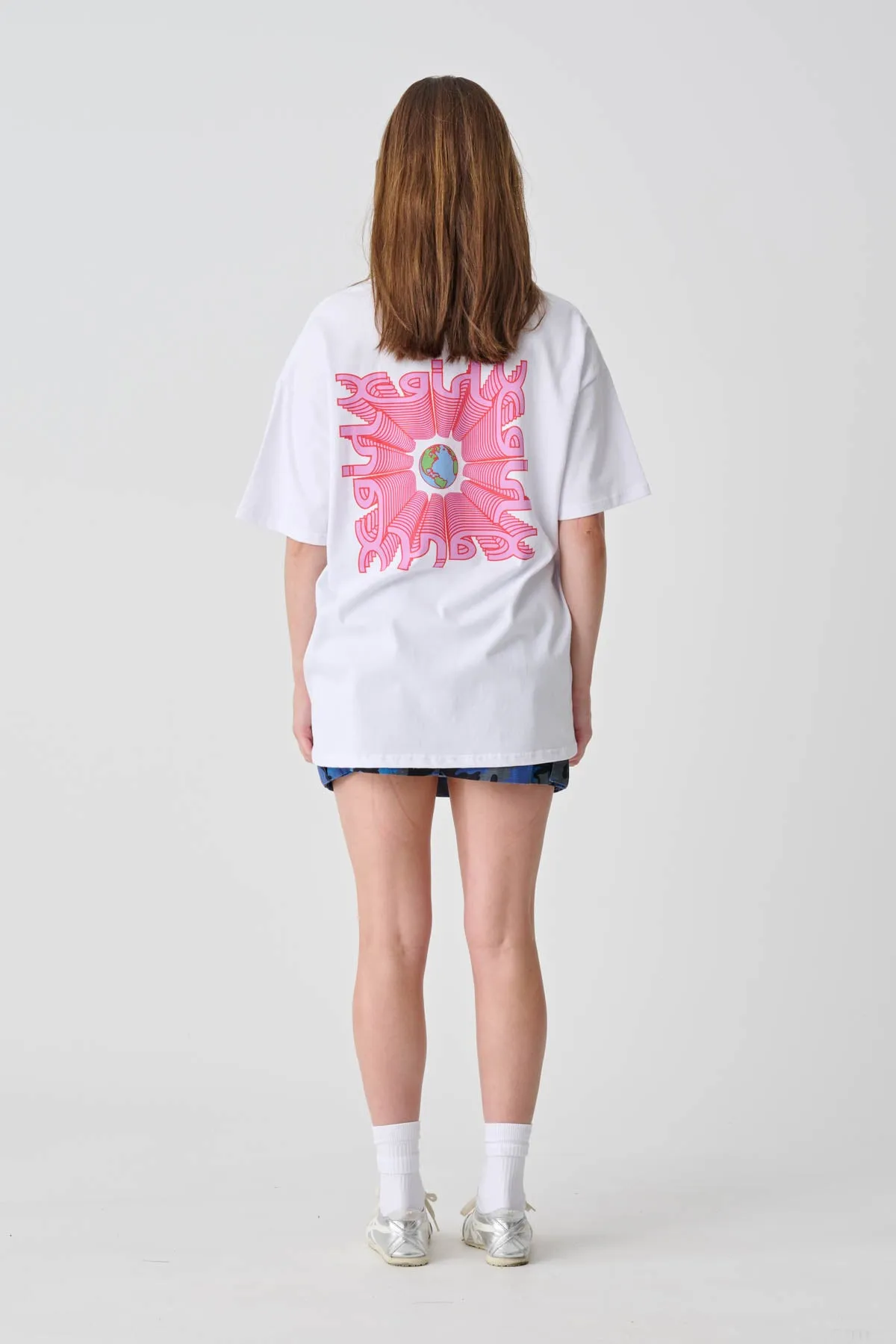 EARTH & MILLS RELAXED TEE - WHITE