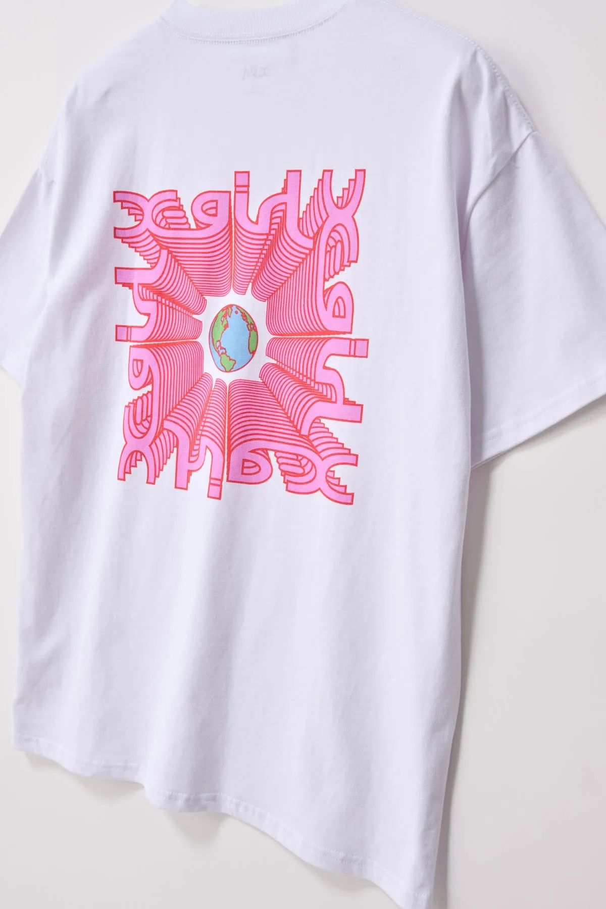 EARTH & MILLS RELAXED TEE - WHITE