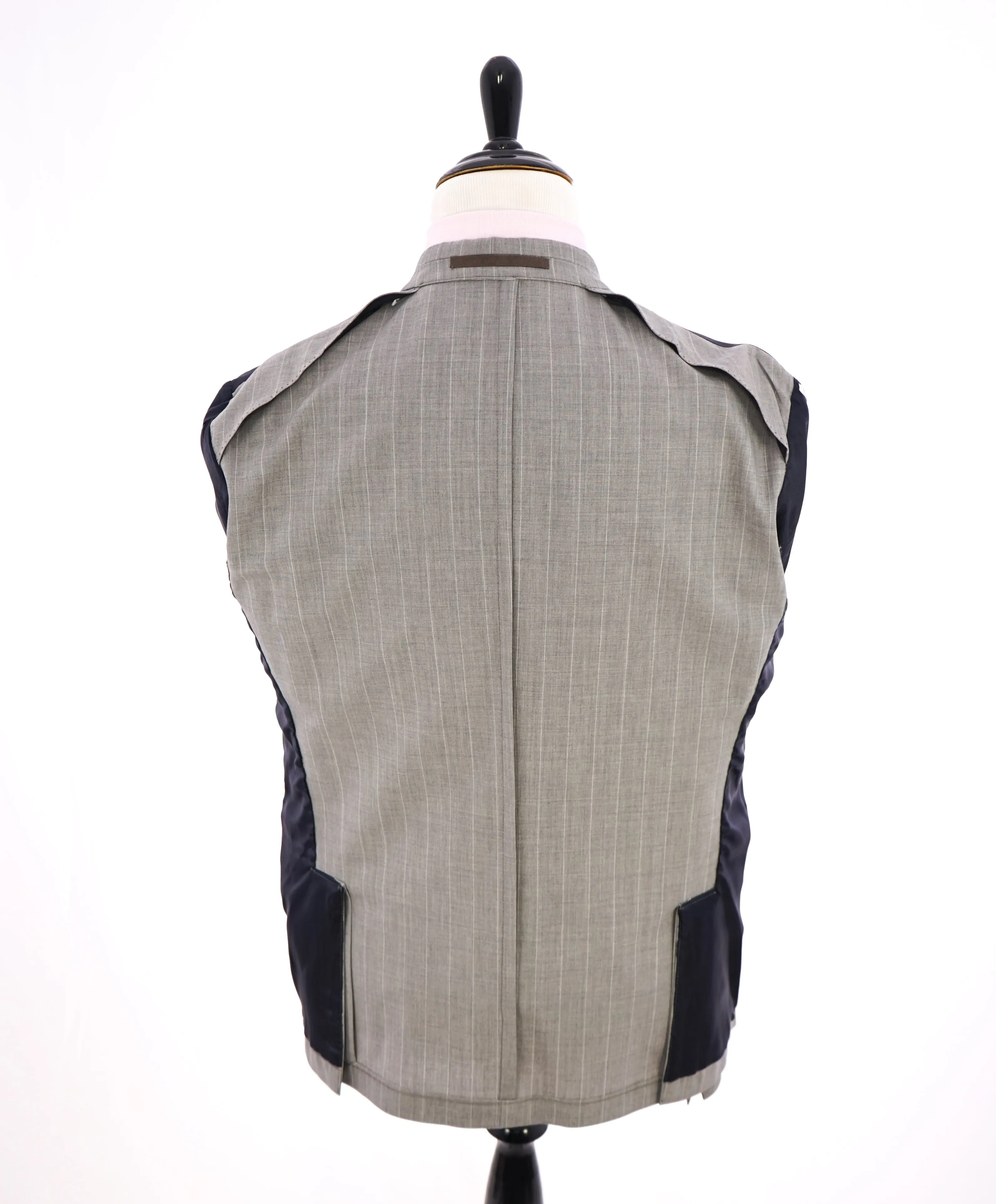 ELEVENTY - 2/3 Button Roll Lapel Elastane Blend Performance Unlined Suit - 44R