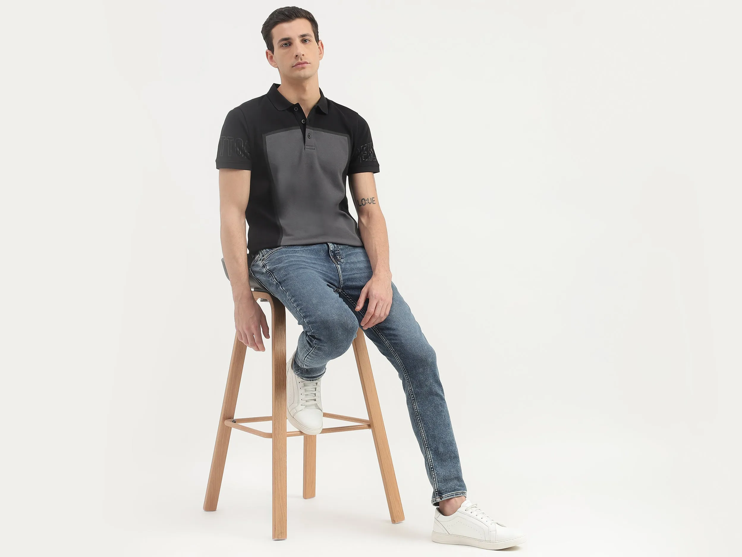 Frame Printed Polo T-Shirt
