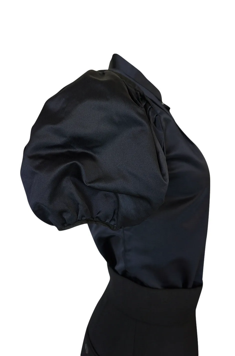 F/W 2002 Prada Runway Look 19 Navy Top & Black Pants Set