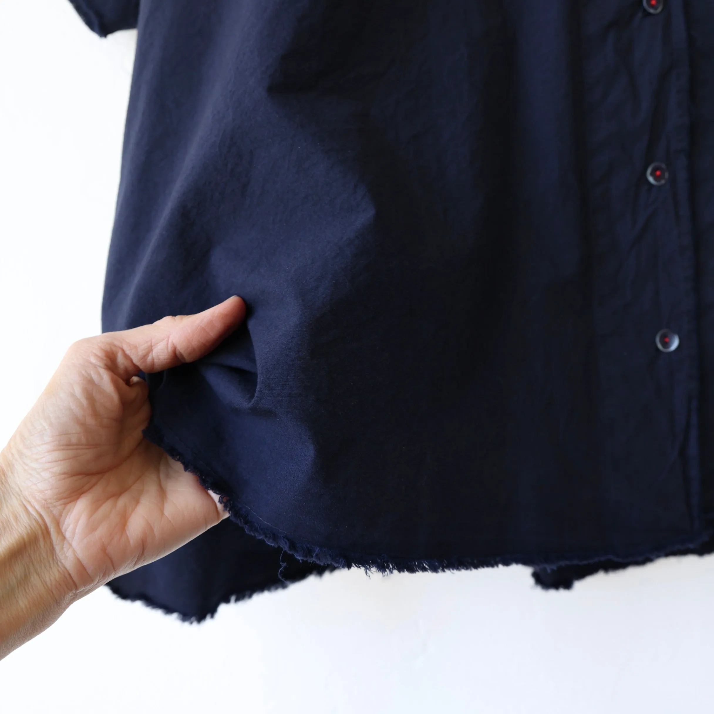 Hannoh Notch Collar Shirt - Navy