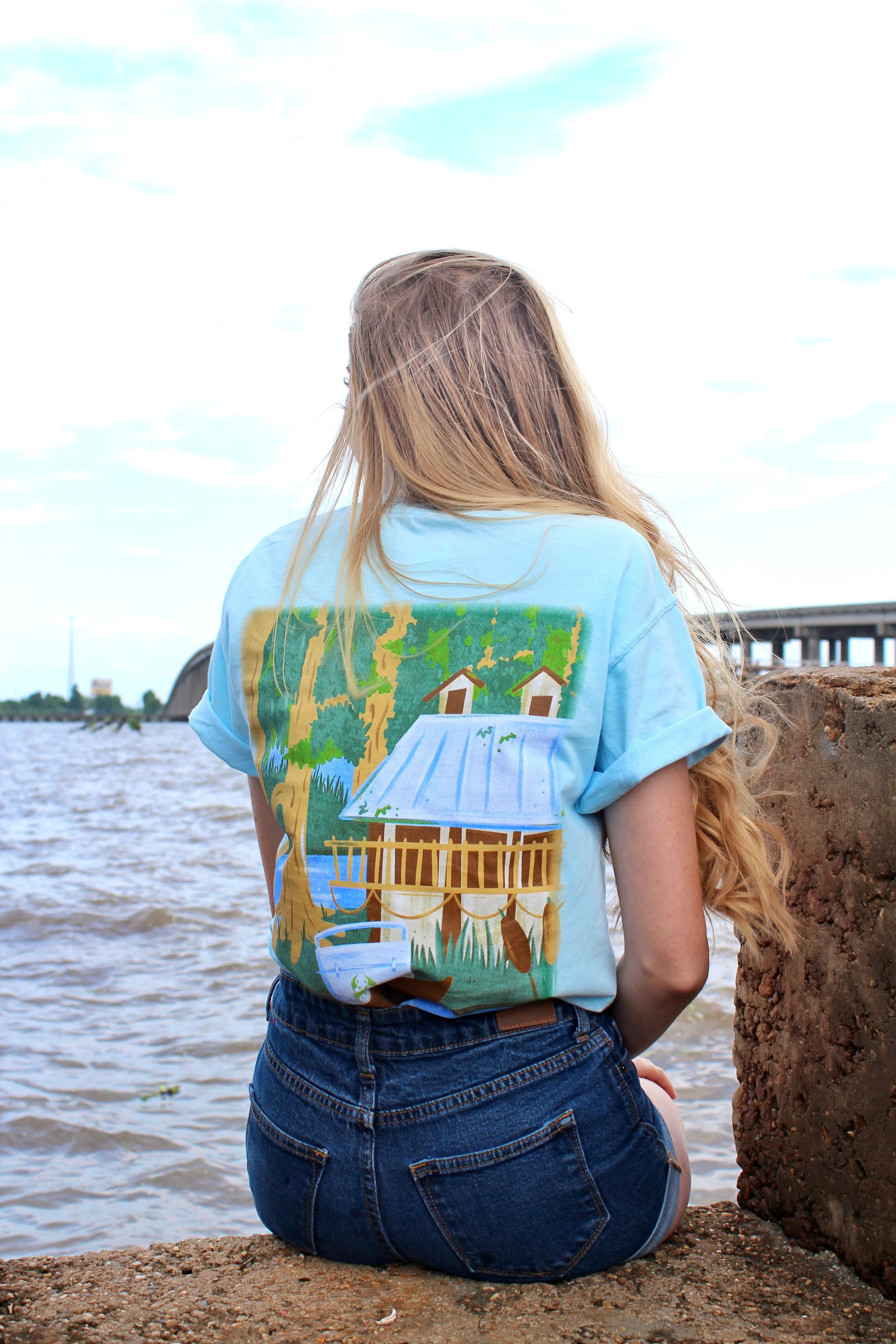 Isle Waters Crab Tee | Sky Blue