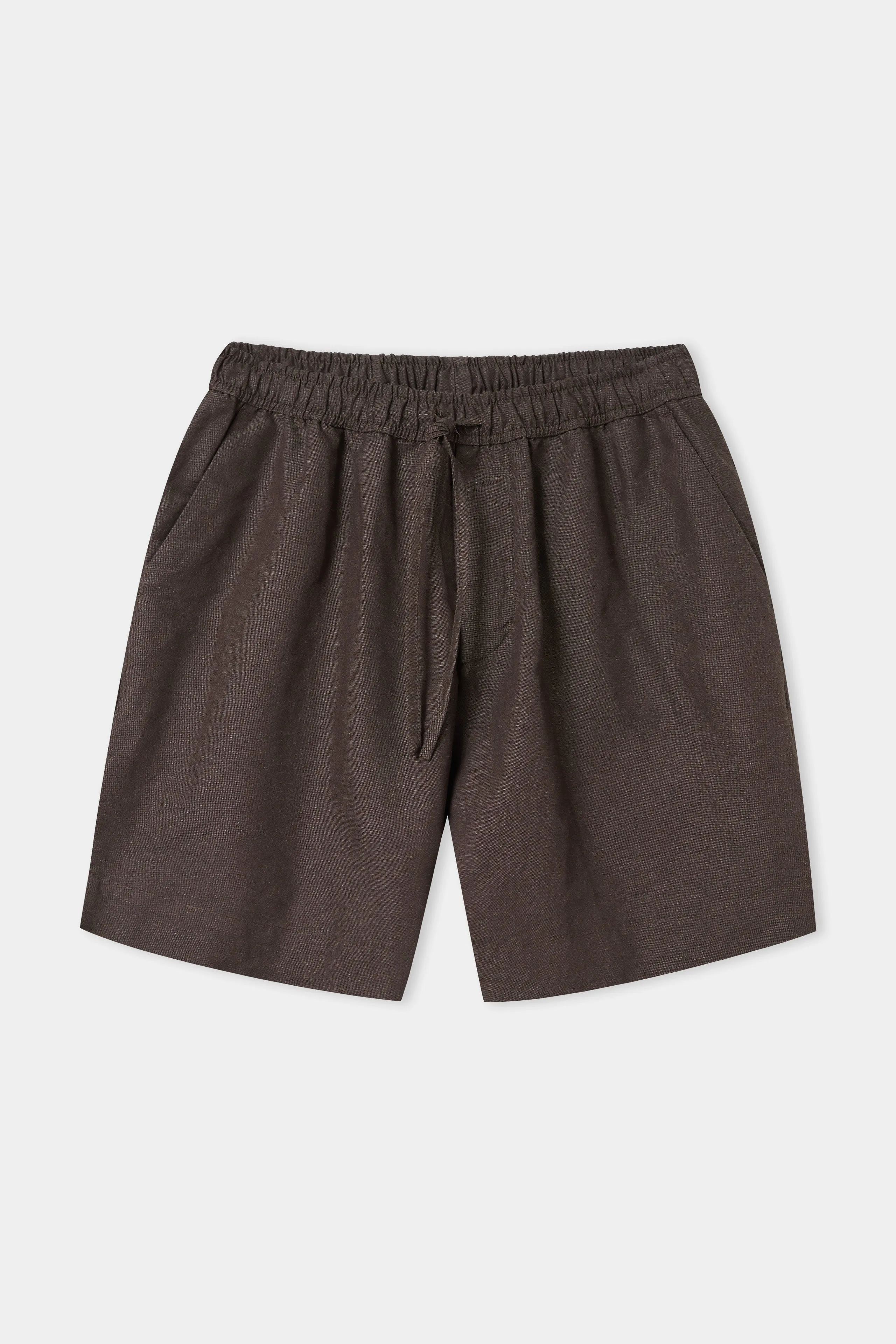 jim shorts in linen coffee