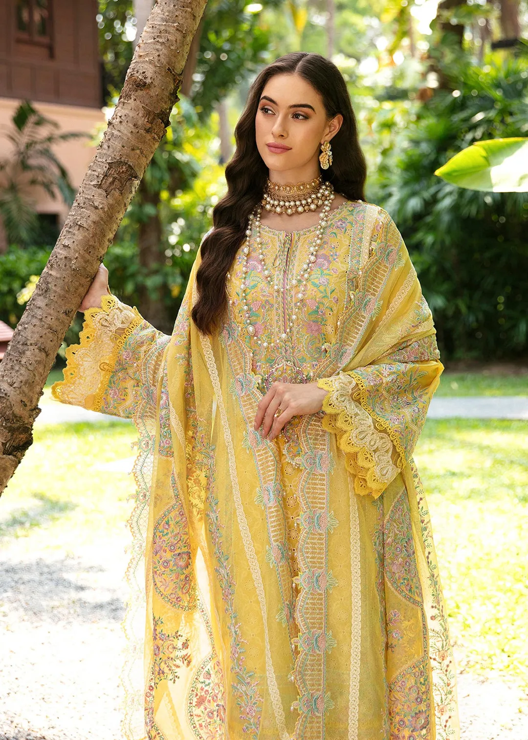 KANWAL MALIK | SAREEN | WANESSA