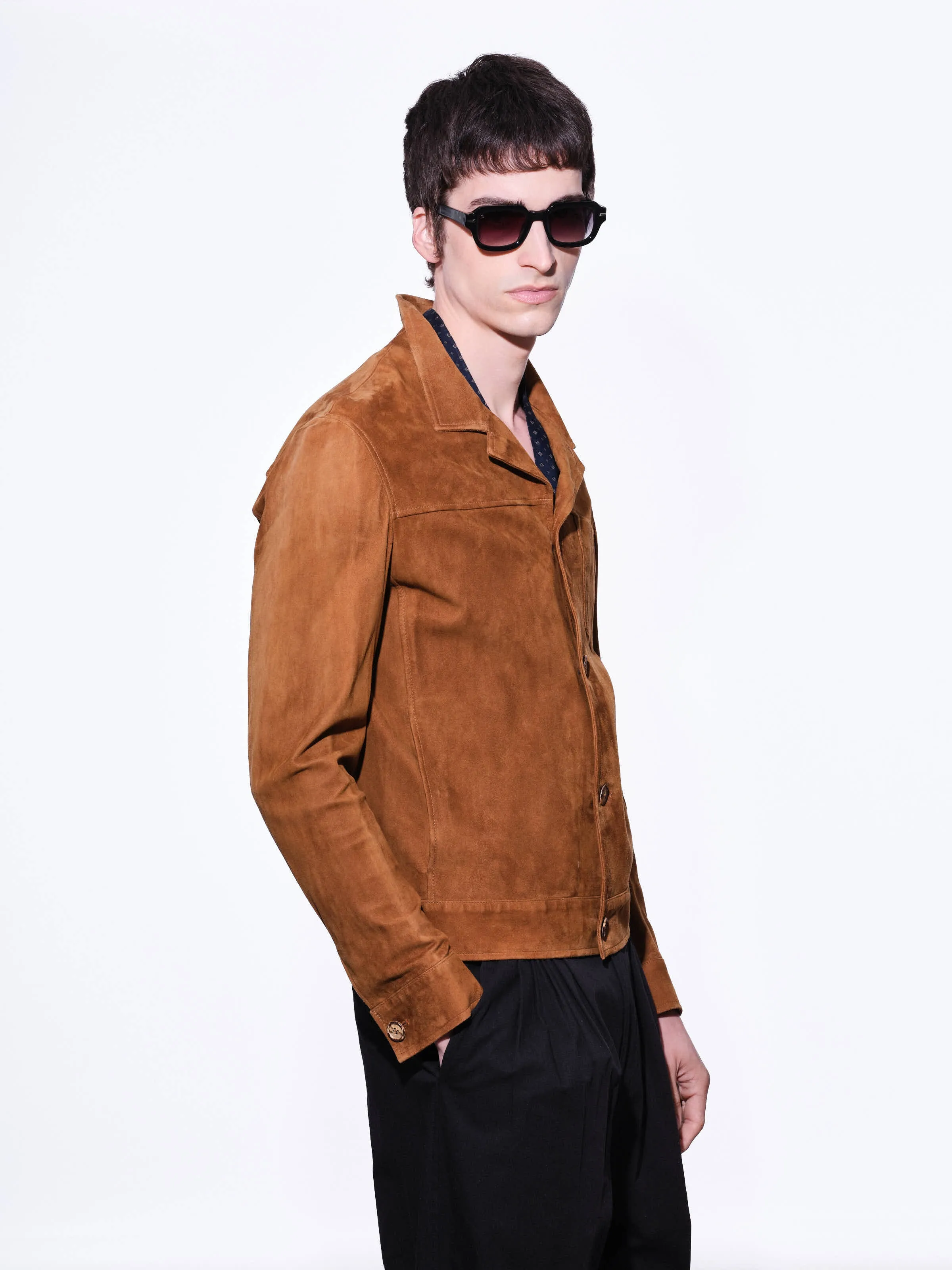 KARACHI-VELOUR GOAT
