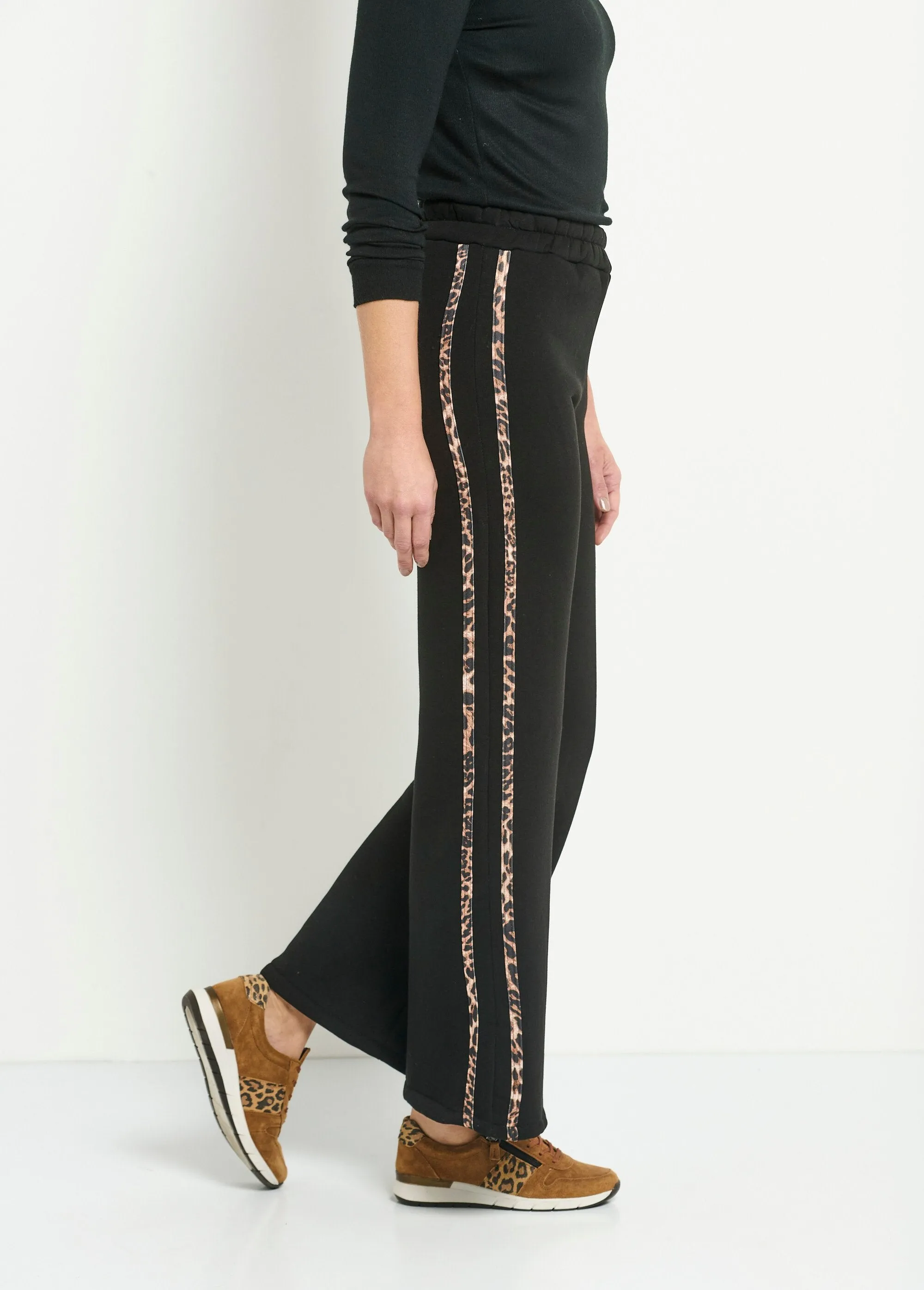 Leopard stripe comfort fleece pants