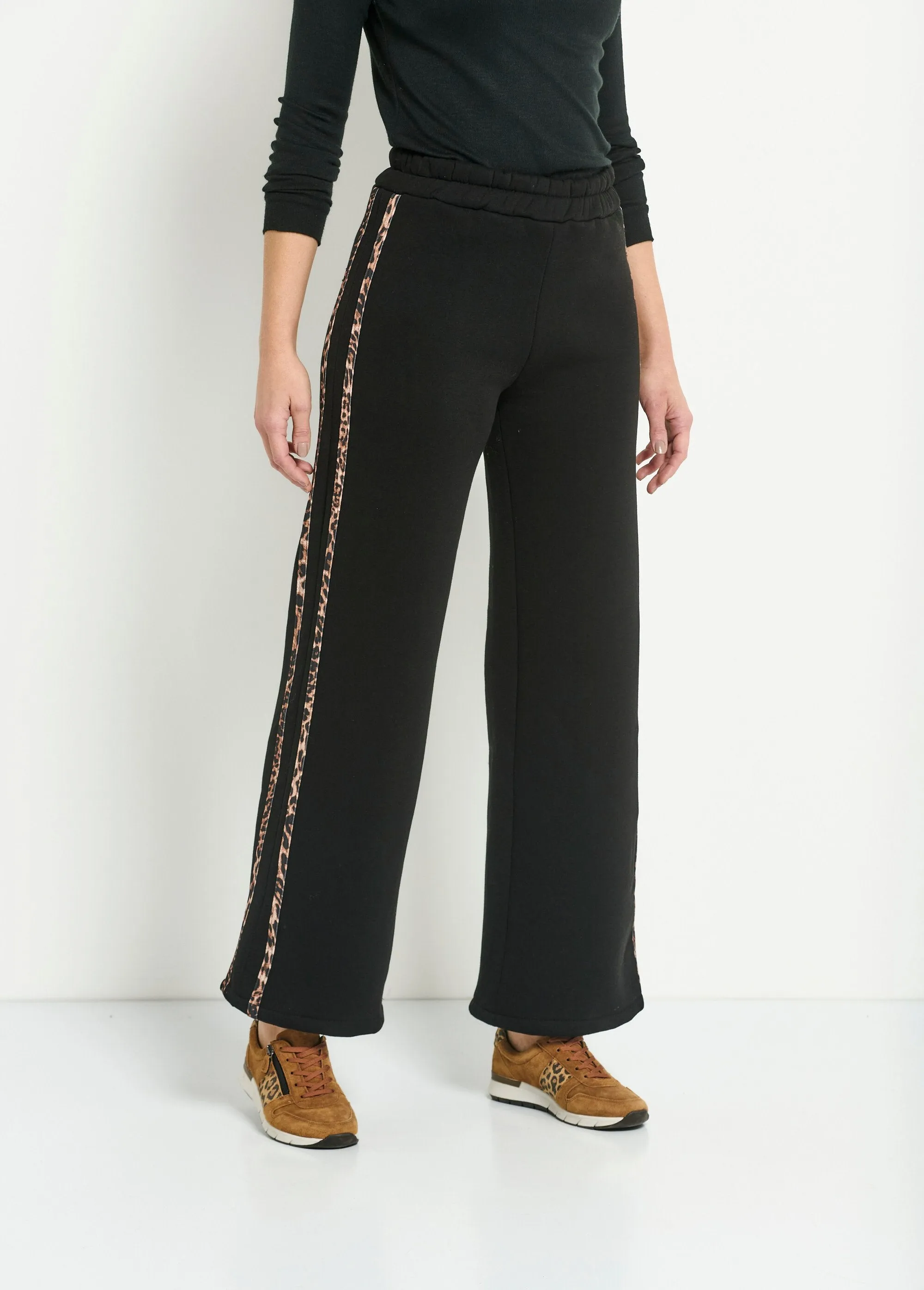 Leopard stripe comfort fleece pants
