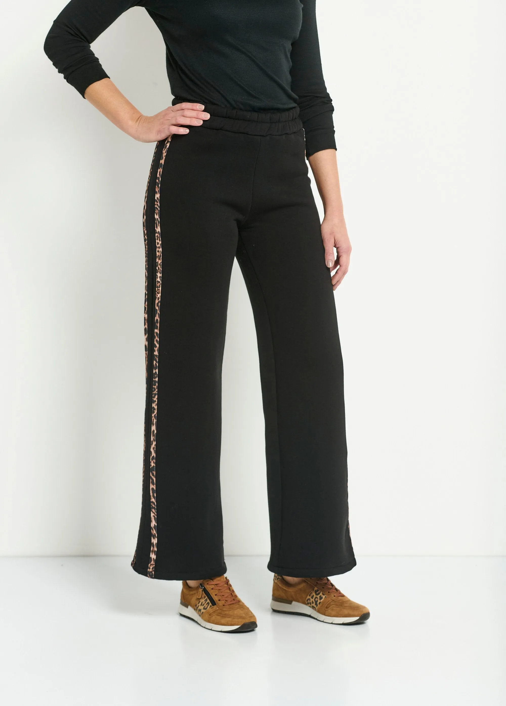 Leopard stripe comfort fleece pants
