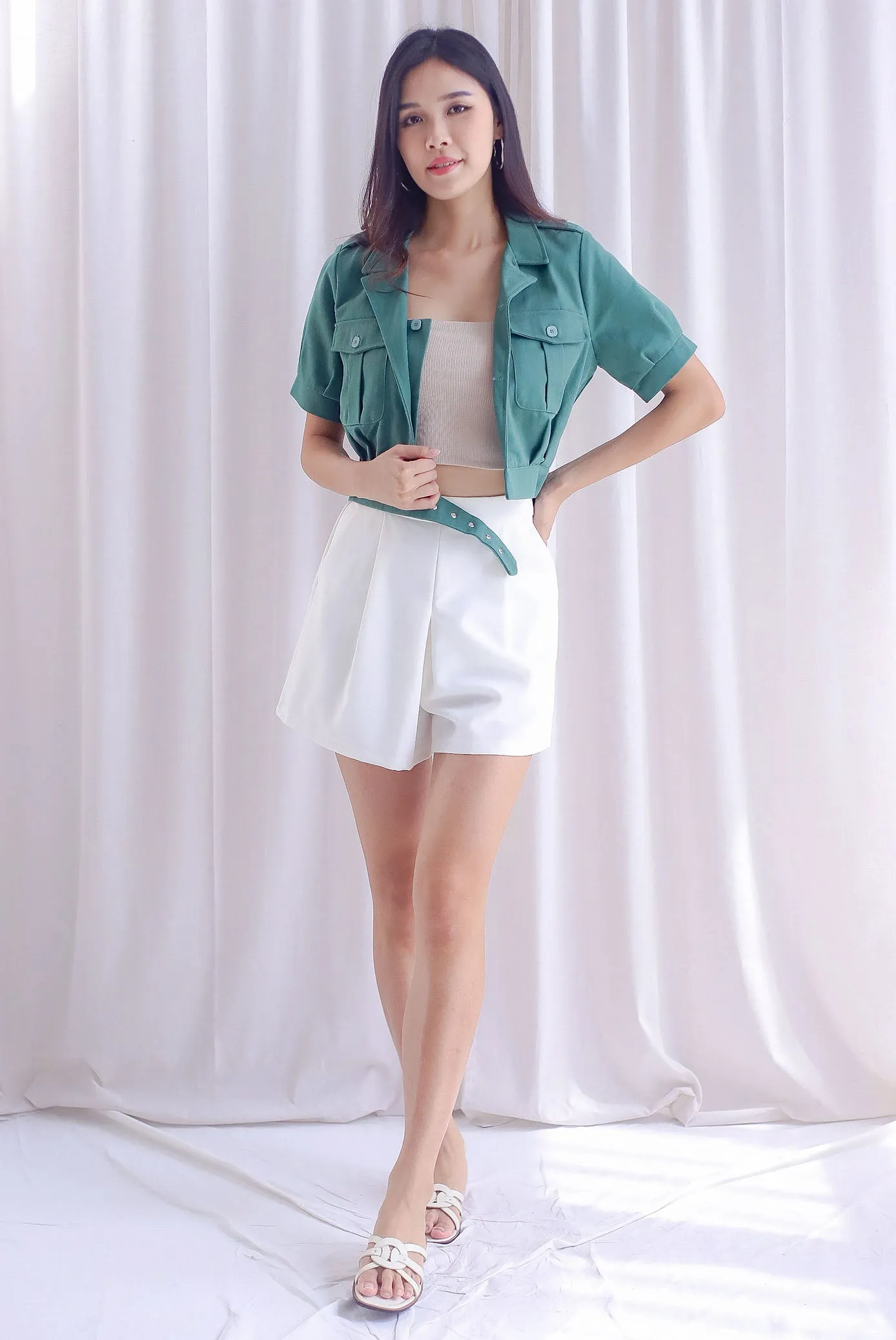 Maven Crop Jacket In Moss Green