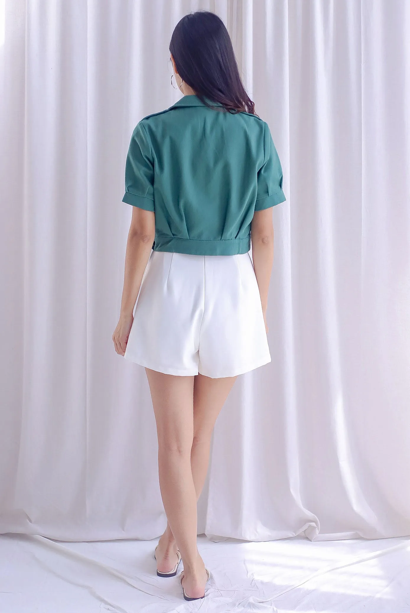 Maven Crop Jacket In Moss Green