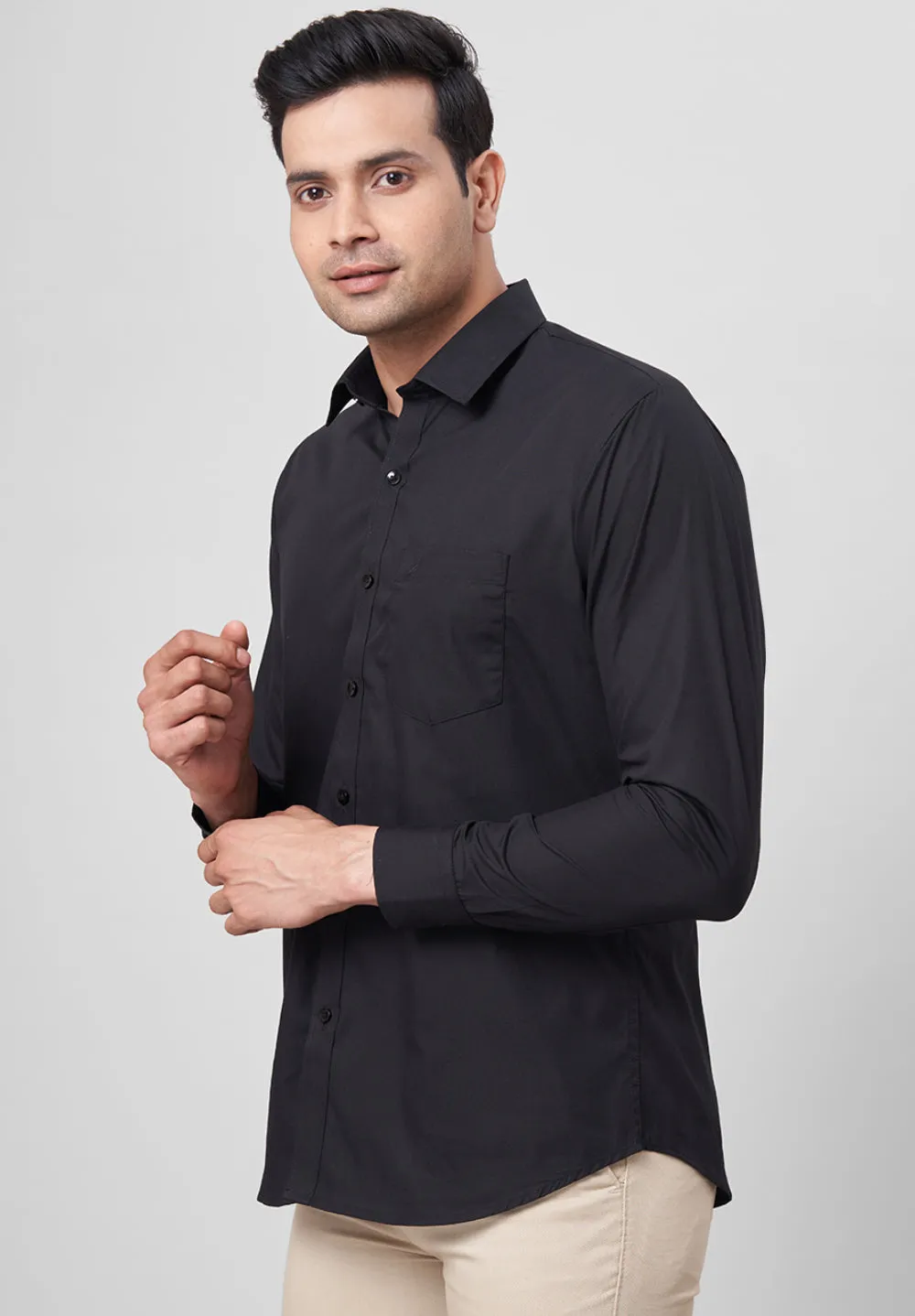 Men Black Slim Fit Full Sleeves Formal Shirt
