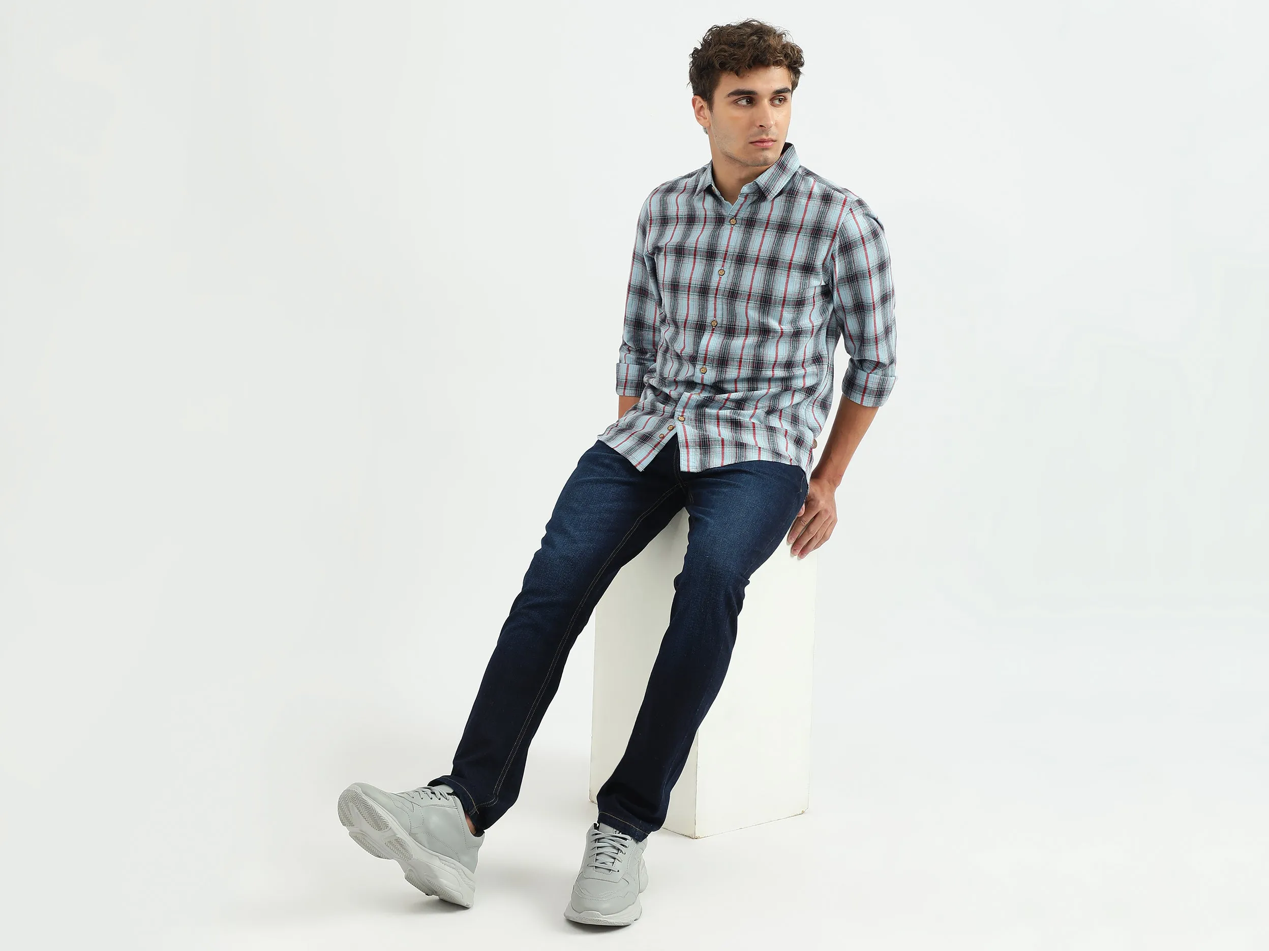 Men Checked Spread Collar Shirt