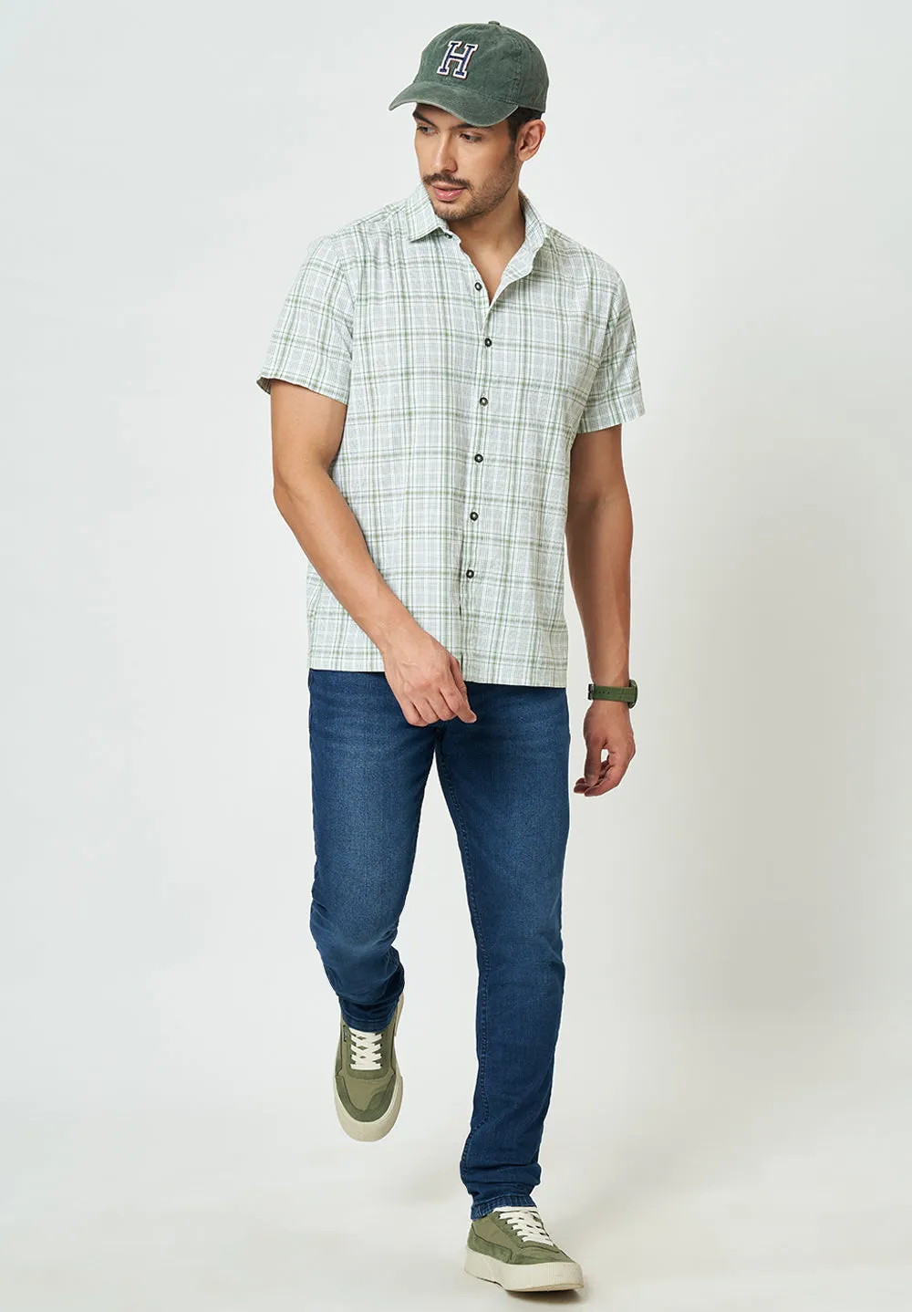 Men Green Checks Casual Shirt