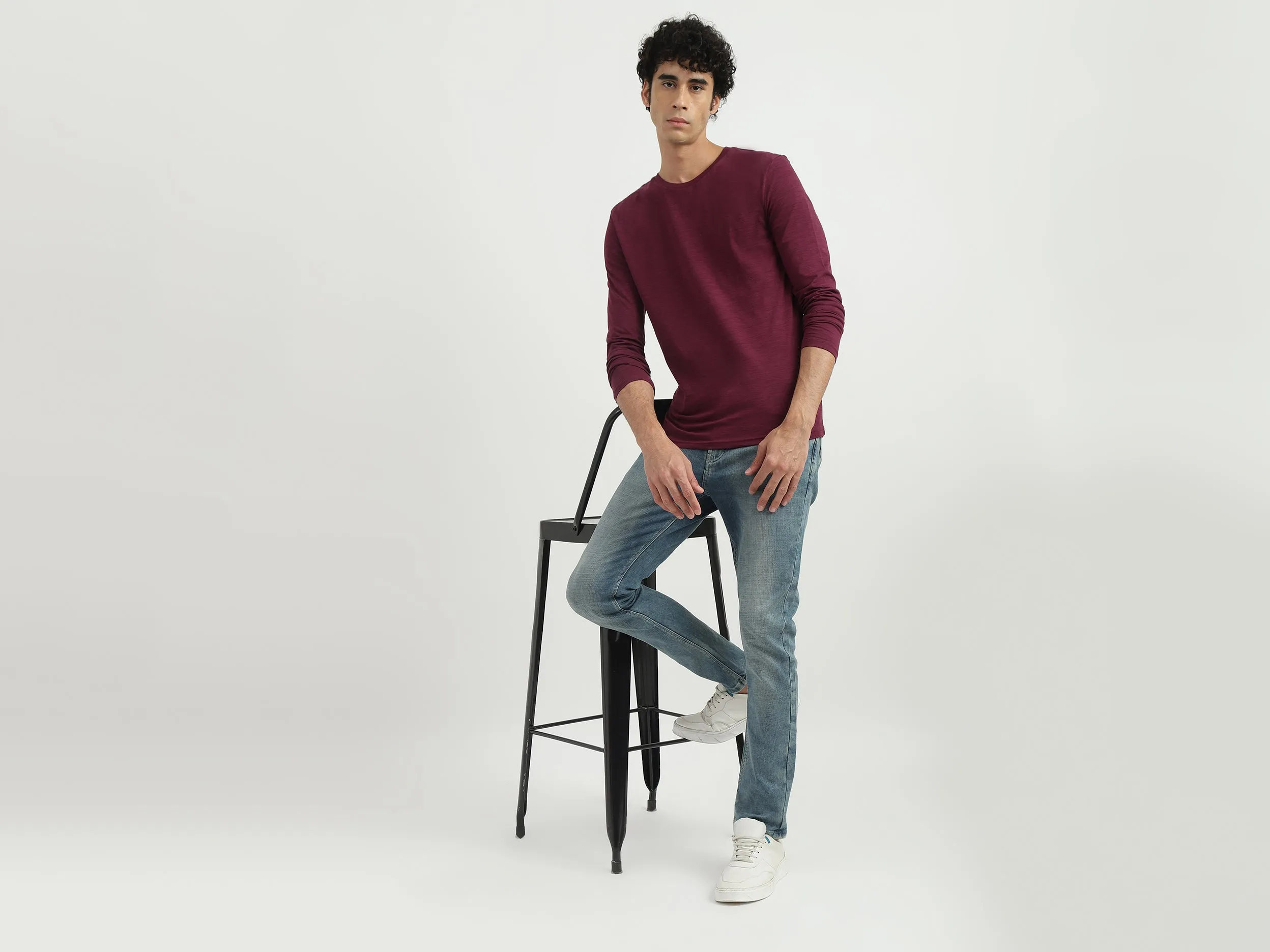 Men Textured Round Neck T-shirt