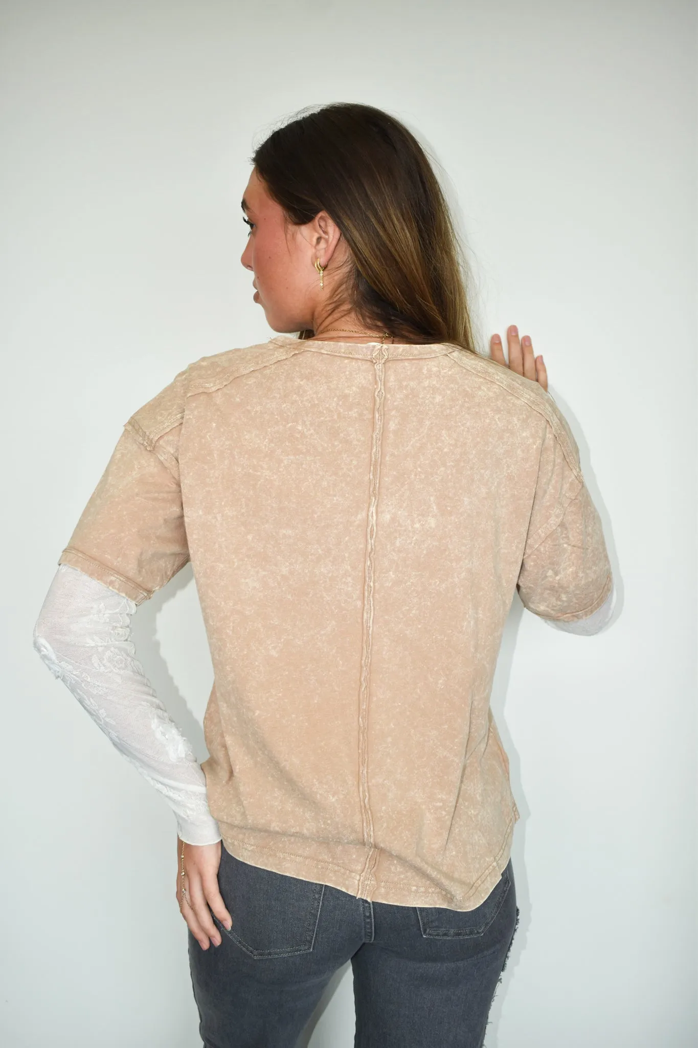 Mineral Wash Relaxed Pocket Tee- Camel
