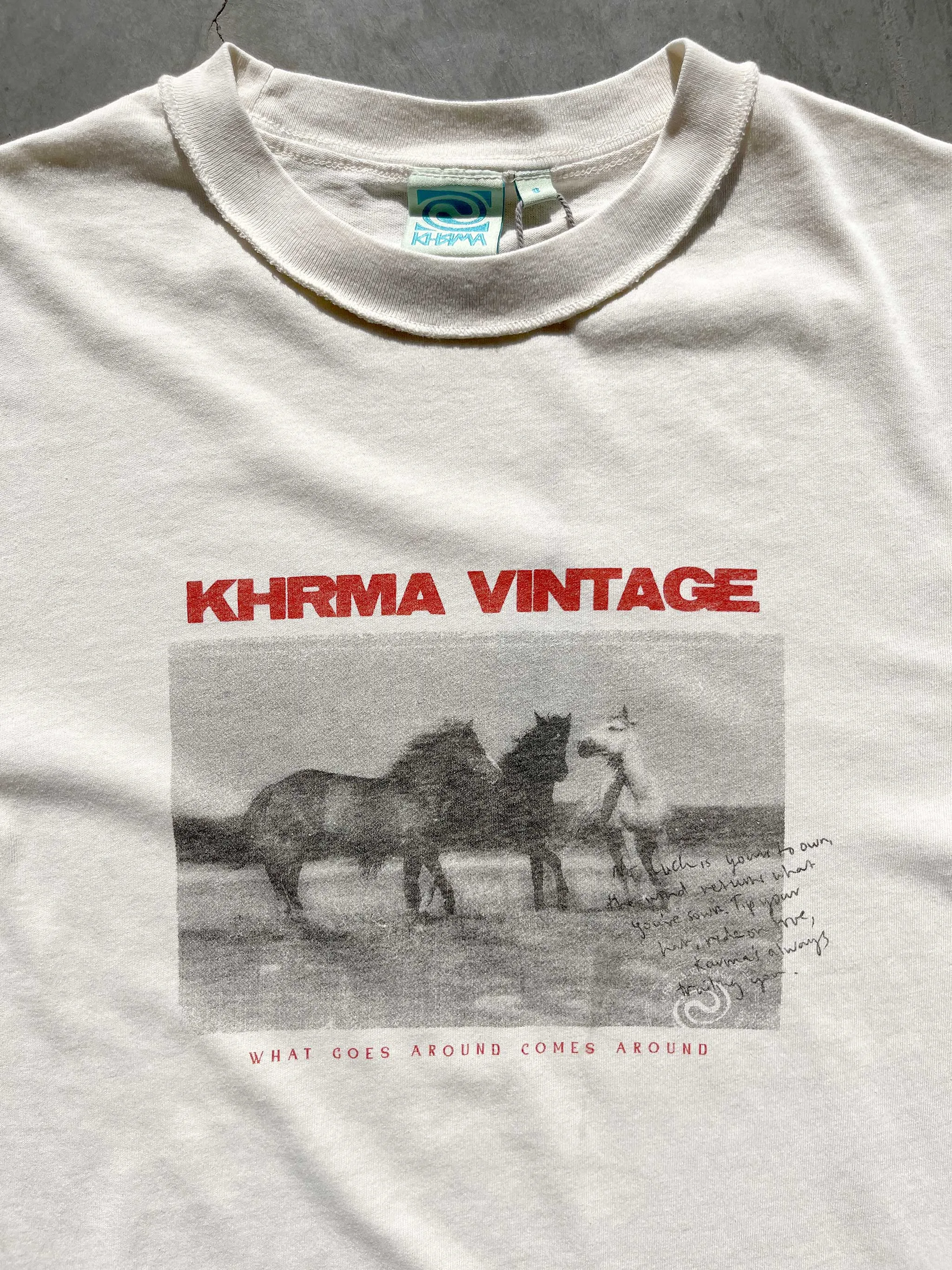 Nova Tee - Giddy Up - Blanche