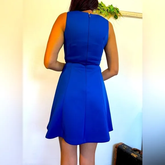 NWT guess size 0  Royal Blue Mesh V Sleeveless Short Fit N Flare Dress