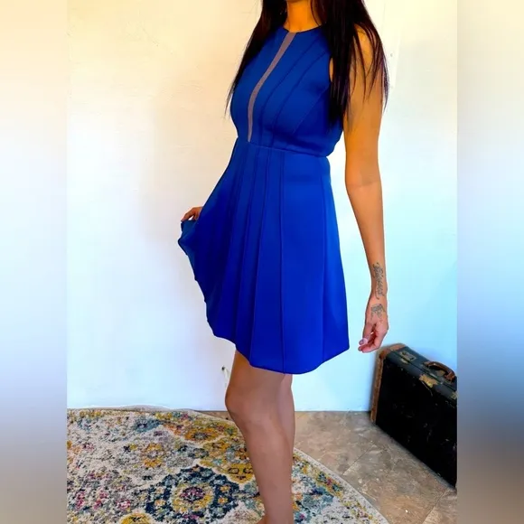 NWT guess size 0  Royal Blue Mesh V Sleeveless Short Fit N Flare Dress