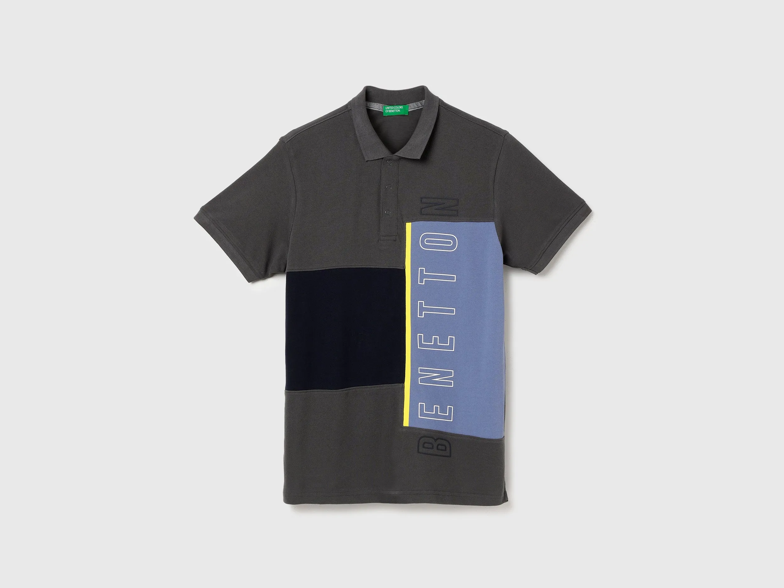 Regular Fit Polo Collar Colourblocked T-Shirt