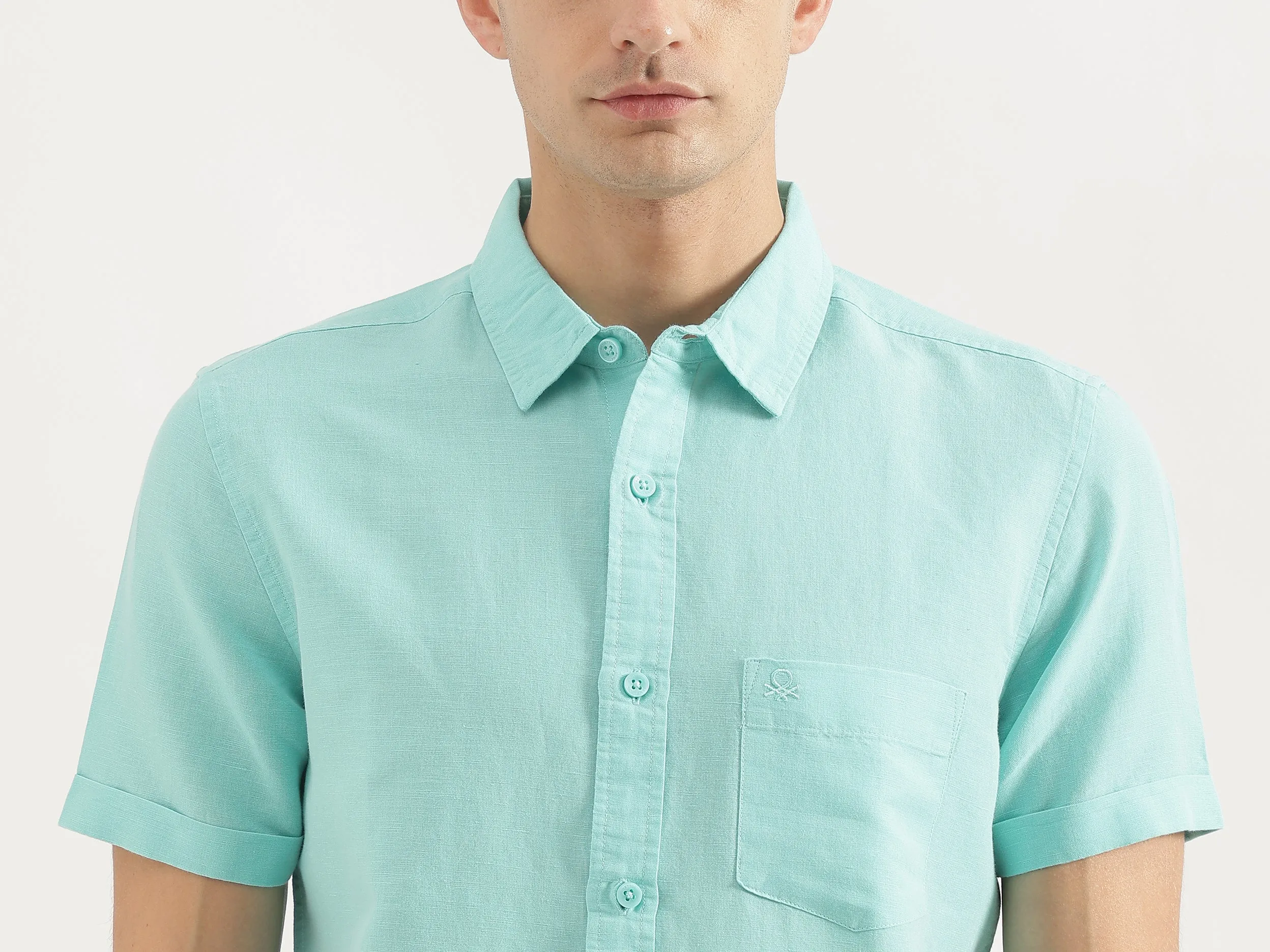 Regular Fit Spread Collar Solid Shirt