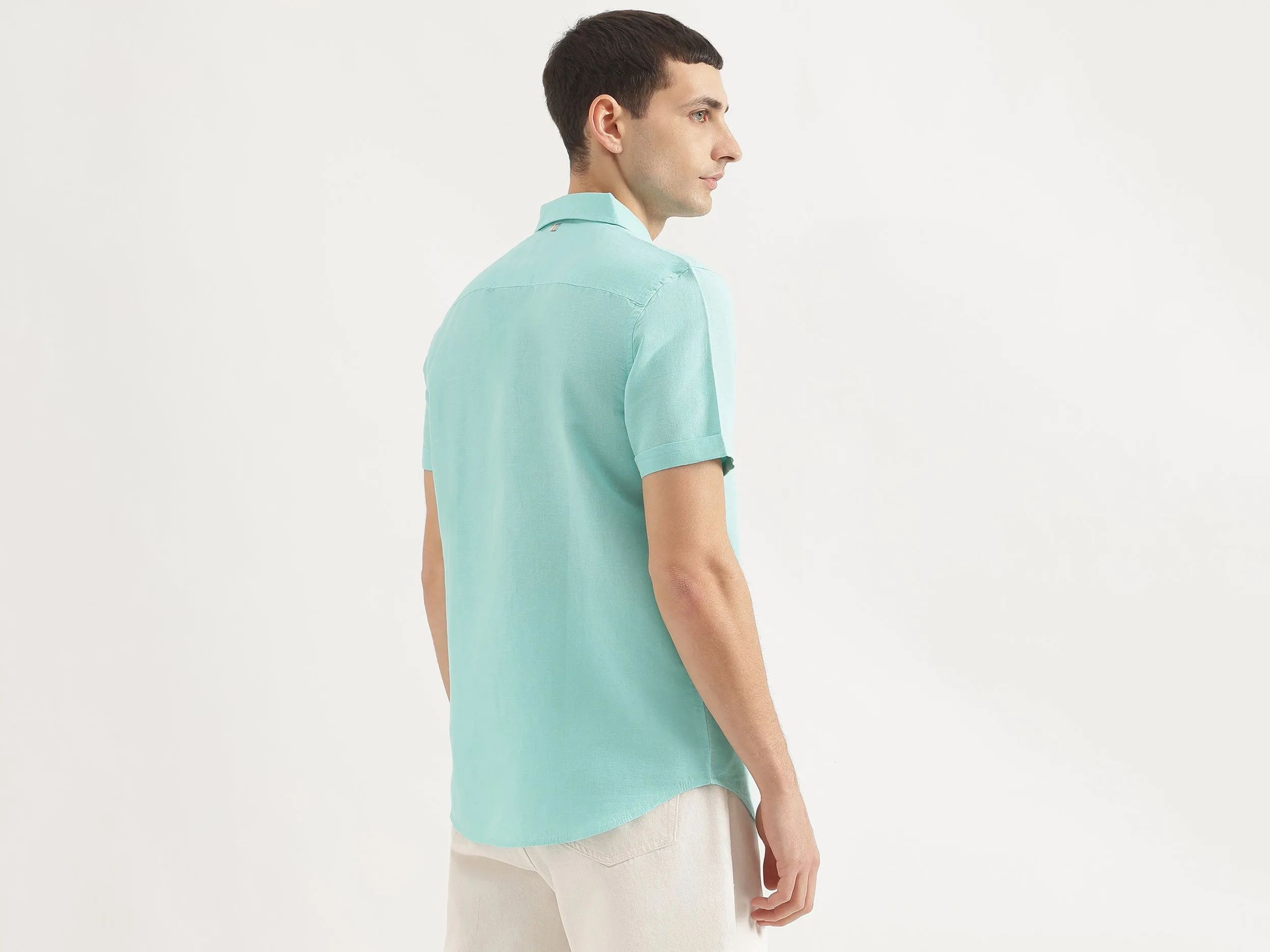Regular Fit Spread Collar Solid Shirt