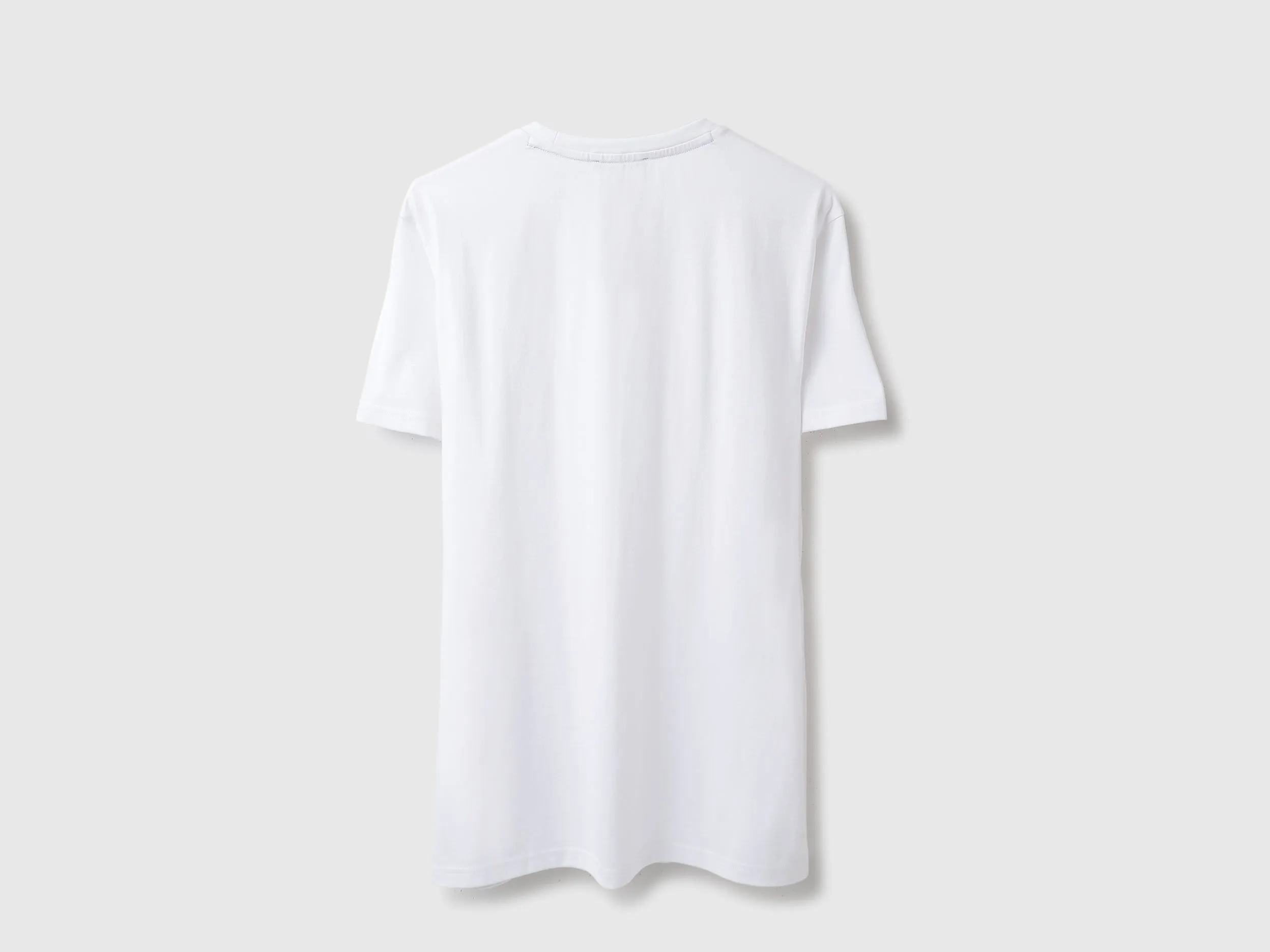 Regular Round Neck Graphic Print T-Shirt