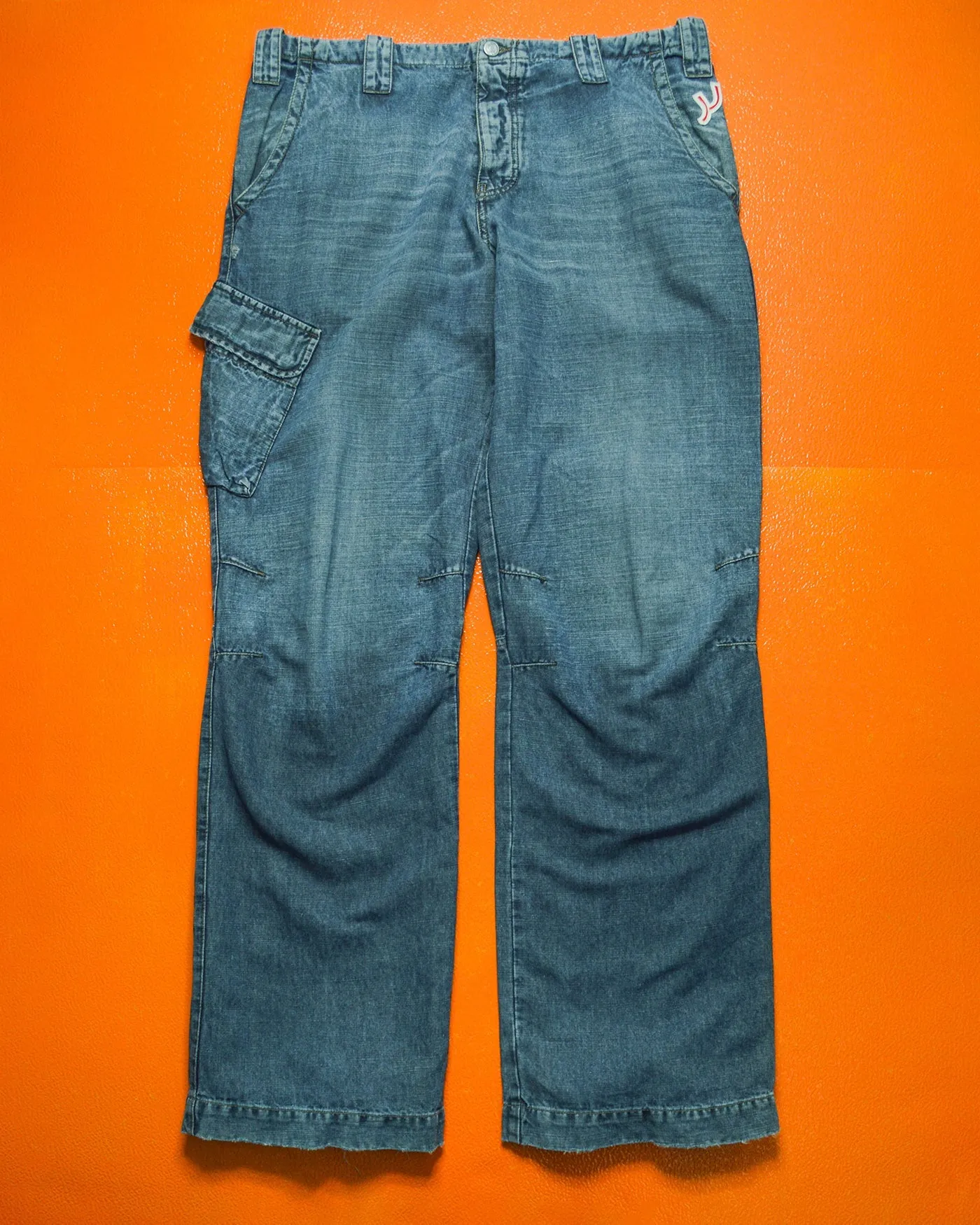 Relaxed Asymmetrical Medium Wash Blue Denim Cargo Pants (~32~)