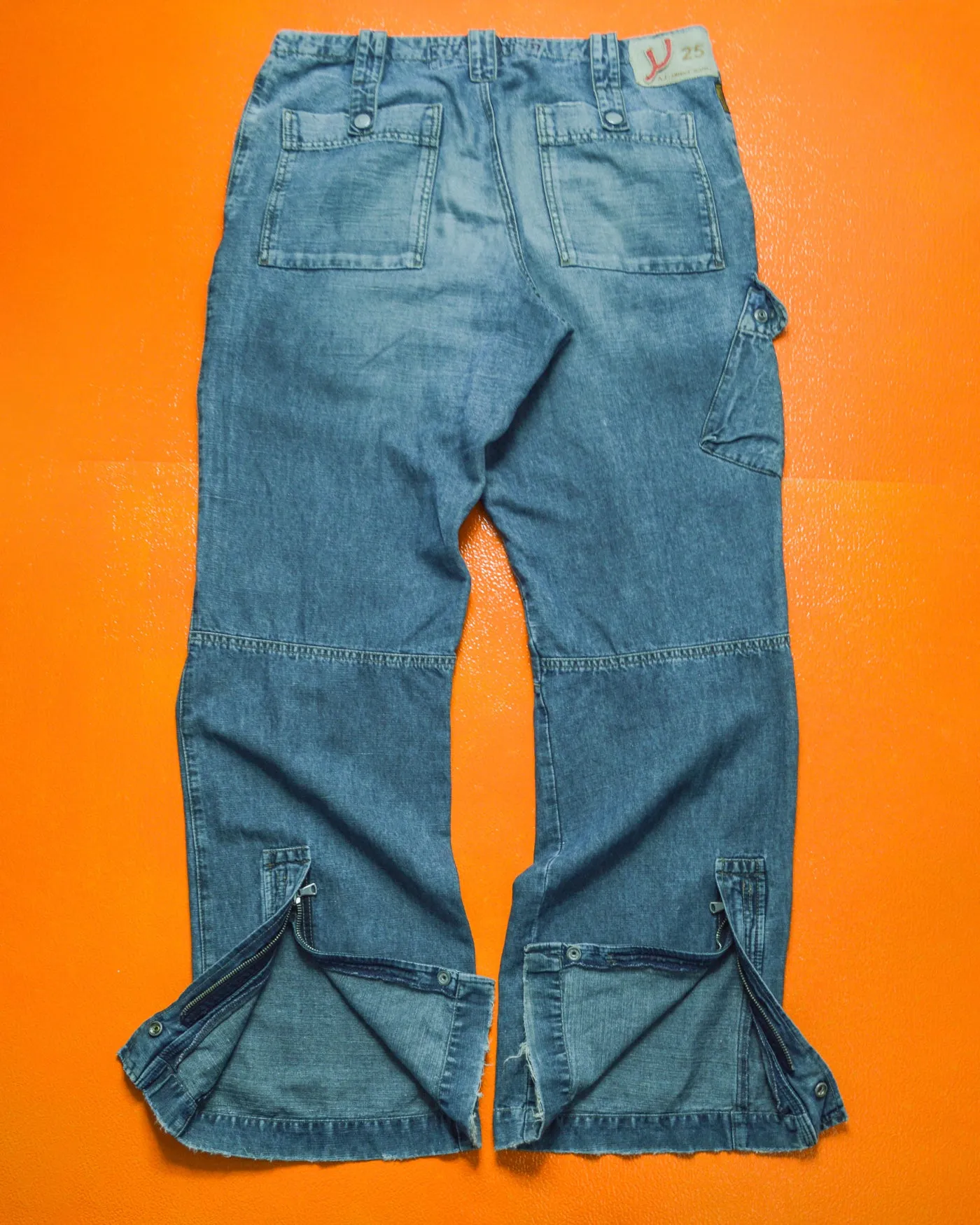 Relaxed Asymmetrical Medium Wash Blue Denim Cargo Pants (36~38)