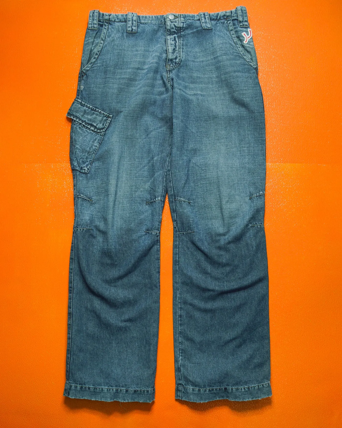 Relaxed Asymmetrical Medium Wash Blue Denim Cargo Pants (36~38)