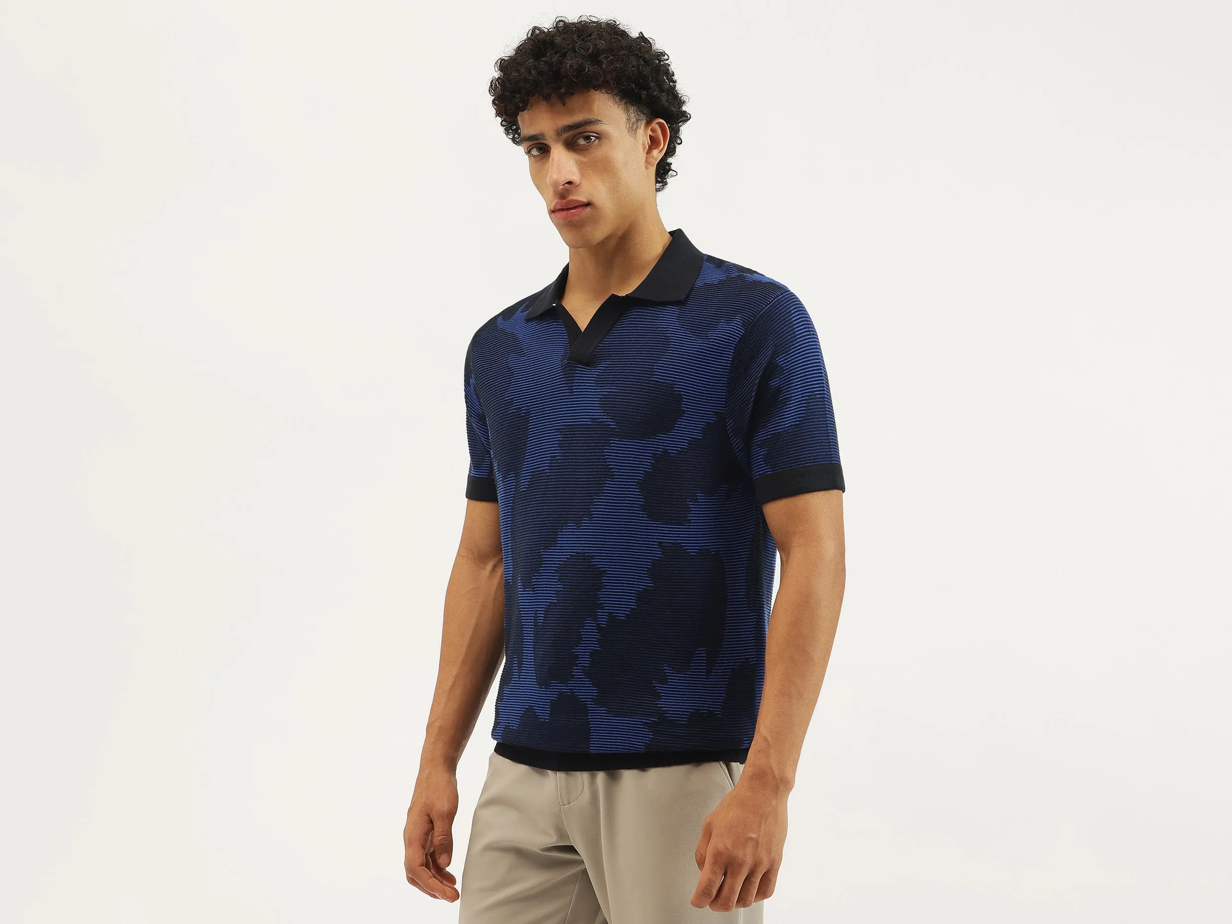 Relaxed Fit Johny Collar Abstract T-shirt