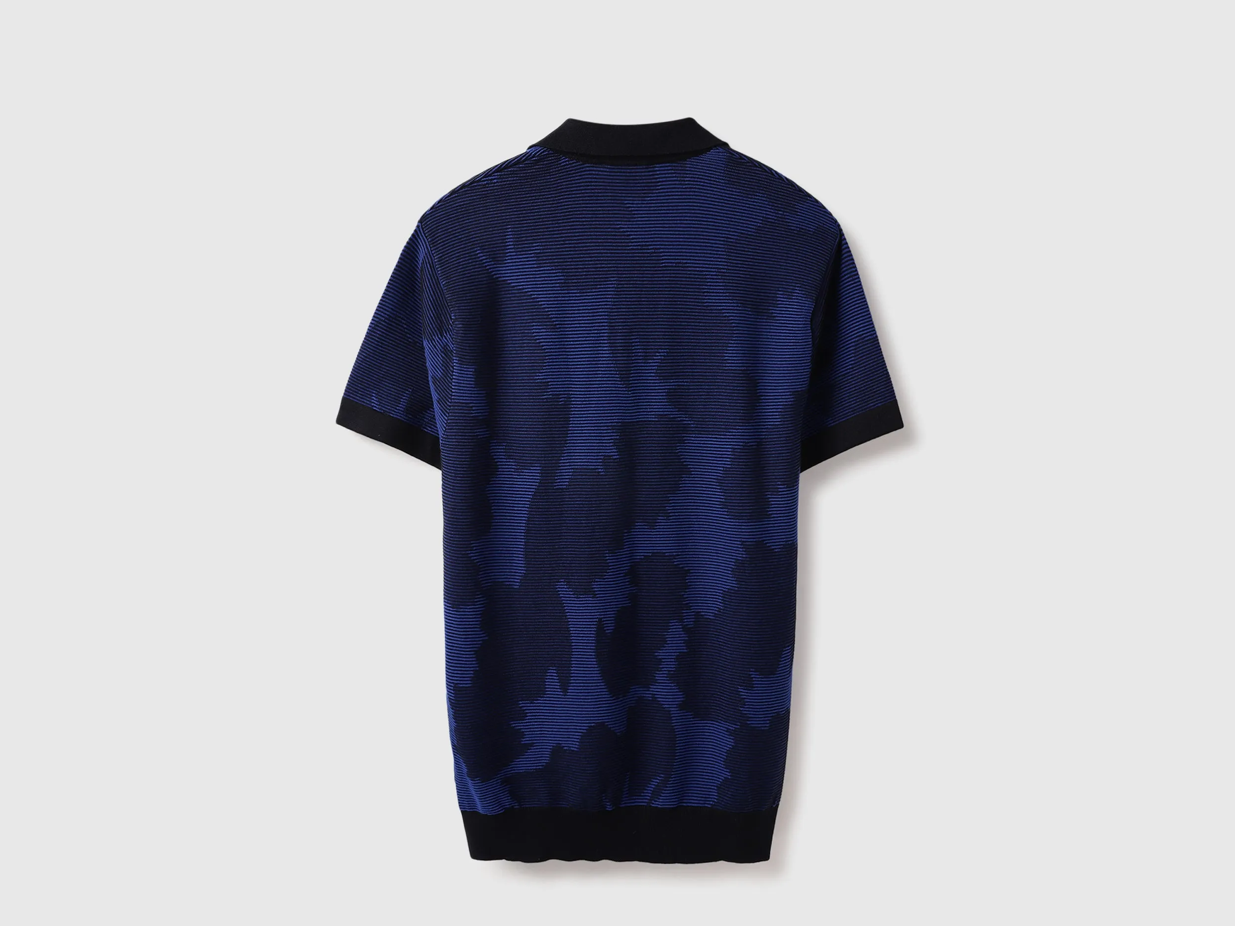 Relaxed Fit Johny Collar Abstract T-shirt