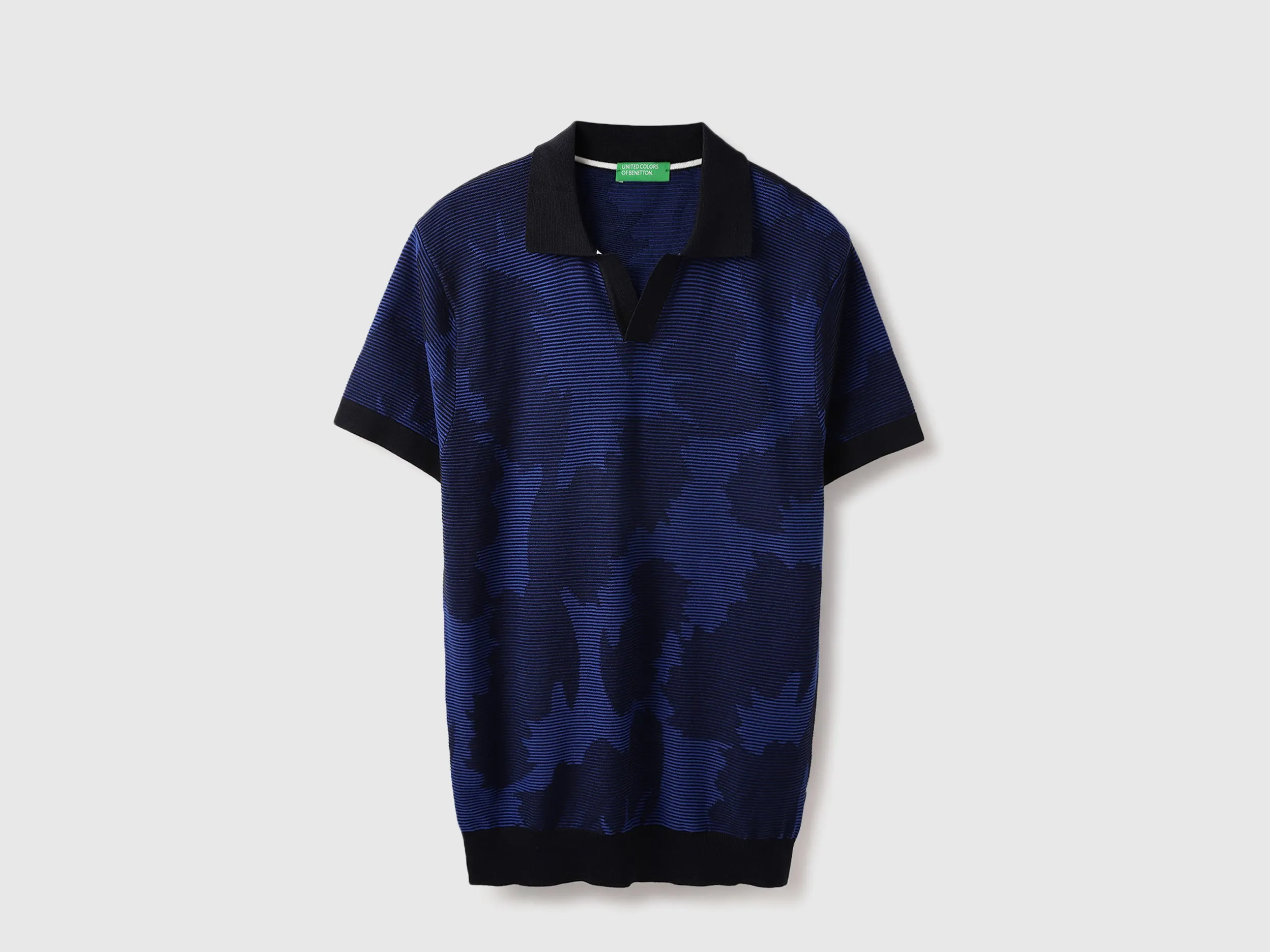 Relaxed Fit Johny Collar Abstract T-shirt