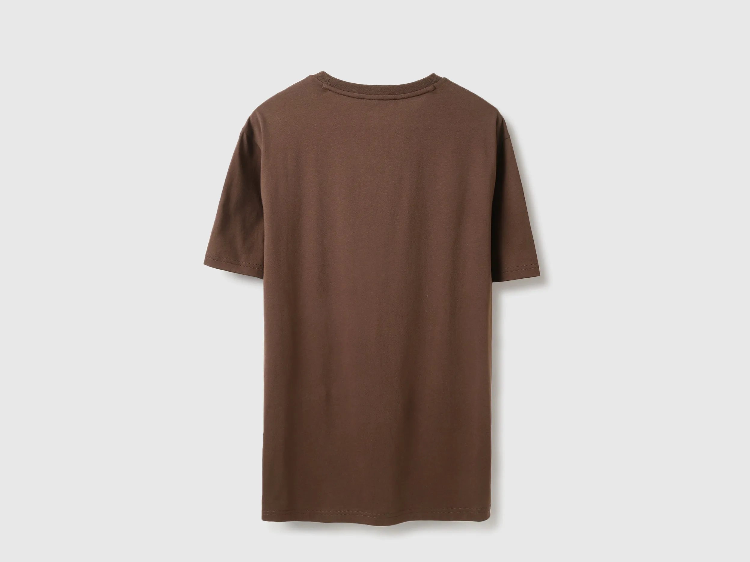 Relaxed Fit Round Neck Solid Tshirt