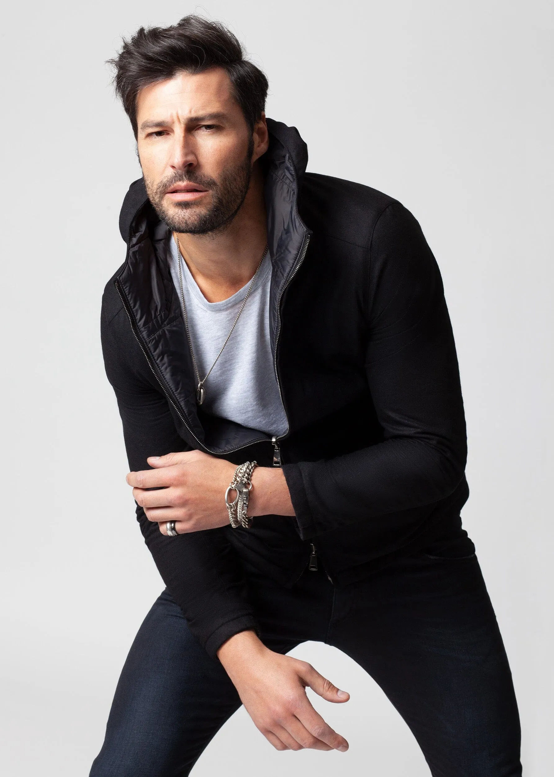 REVERSIBLE HOODED JACKET