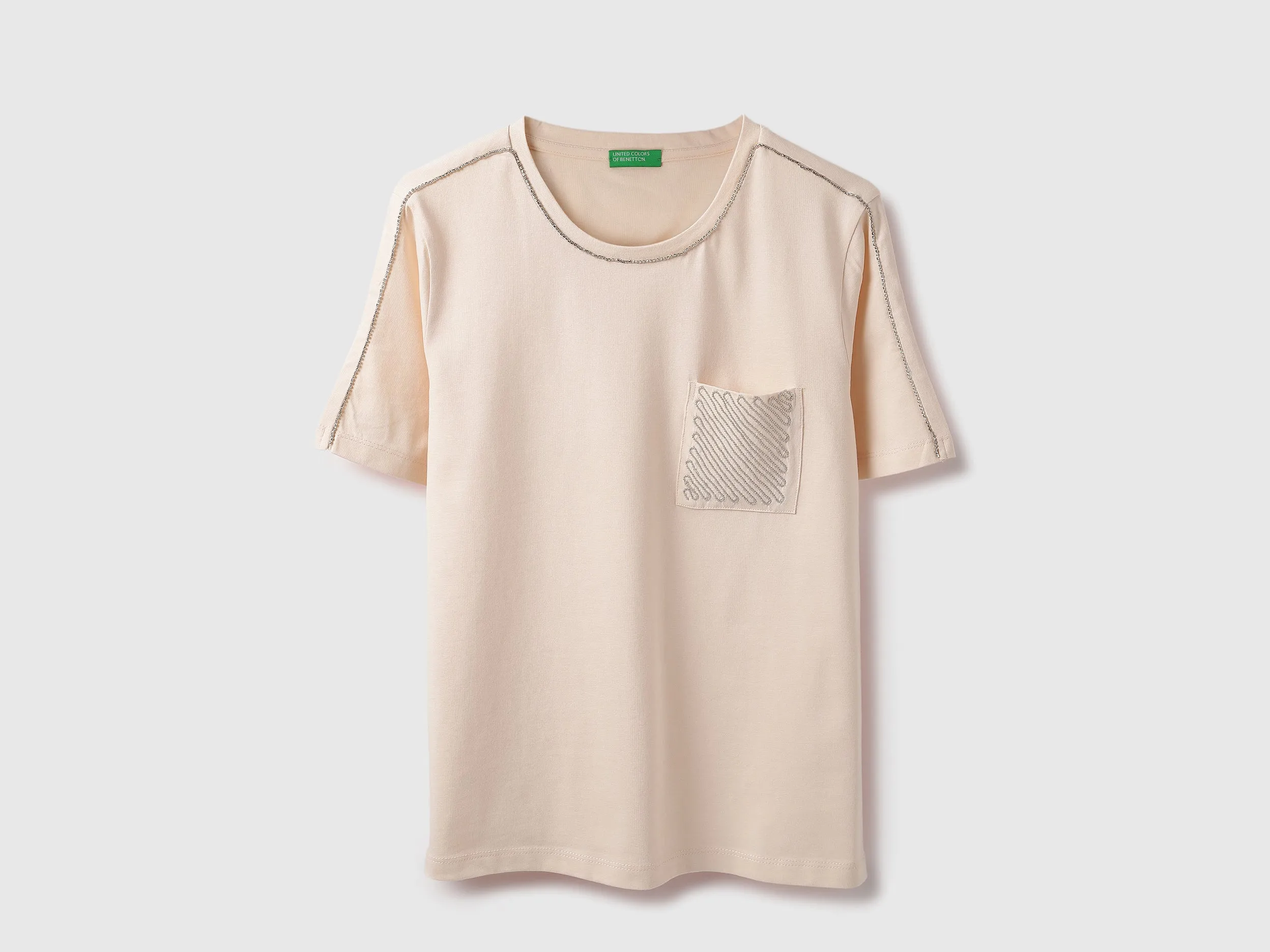 Round Neck Embellished T-shirt