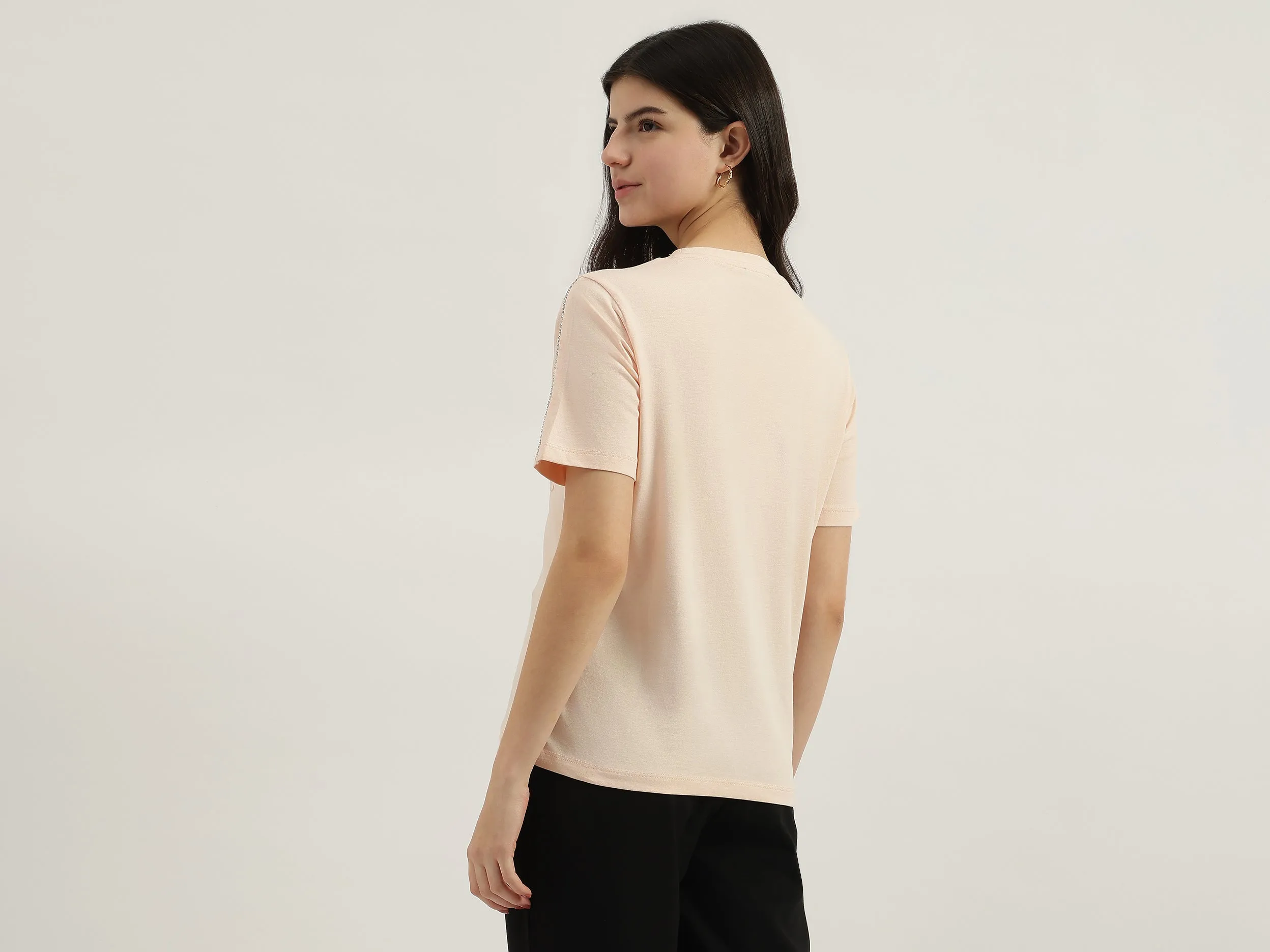 Round Neck Embellished T-shirt