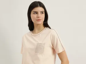 Round Neck Embellished T-shirt