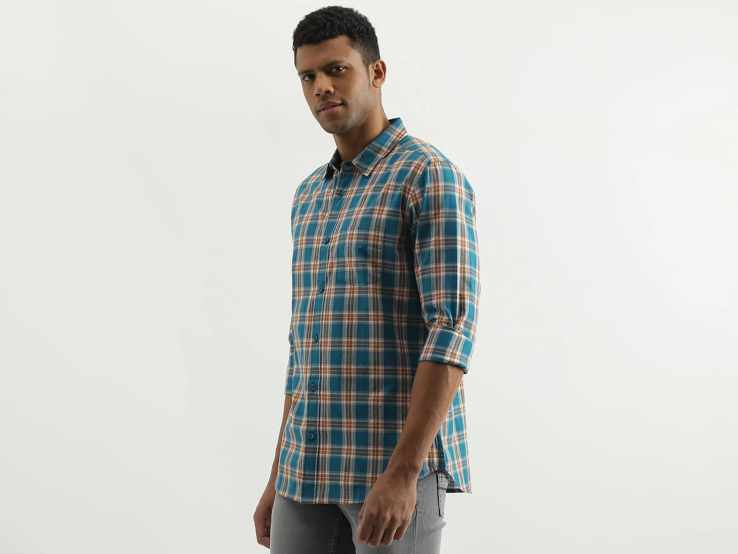 Slim Fit Spread Collar Checked Shirt