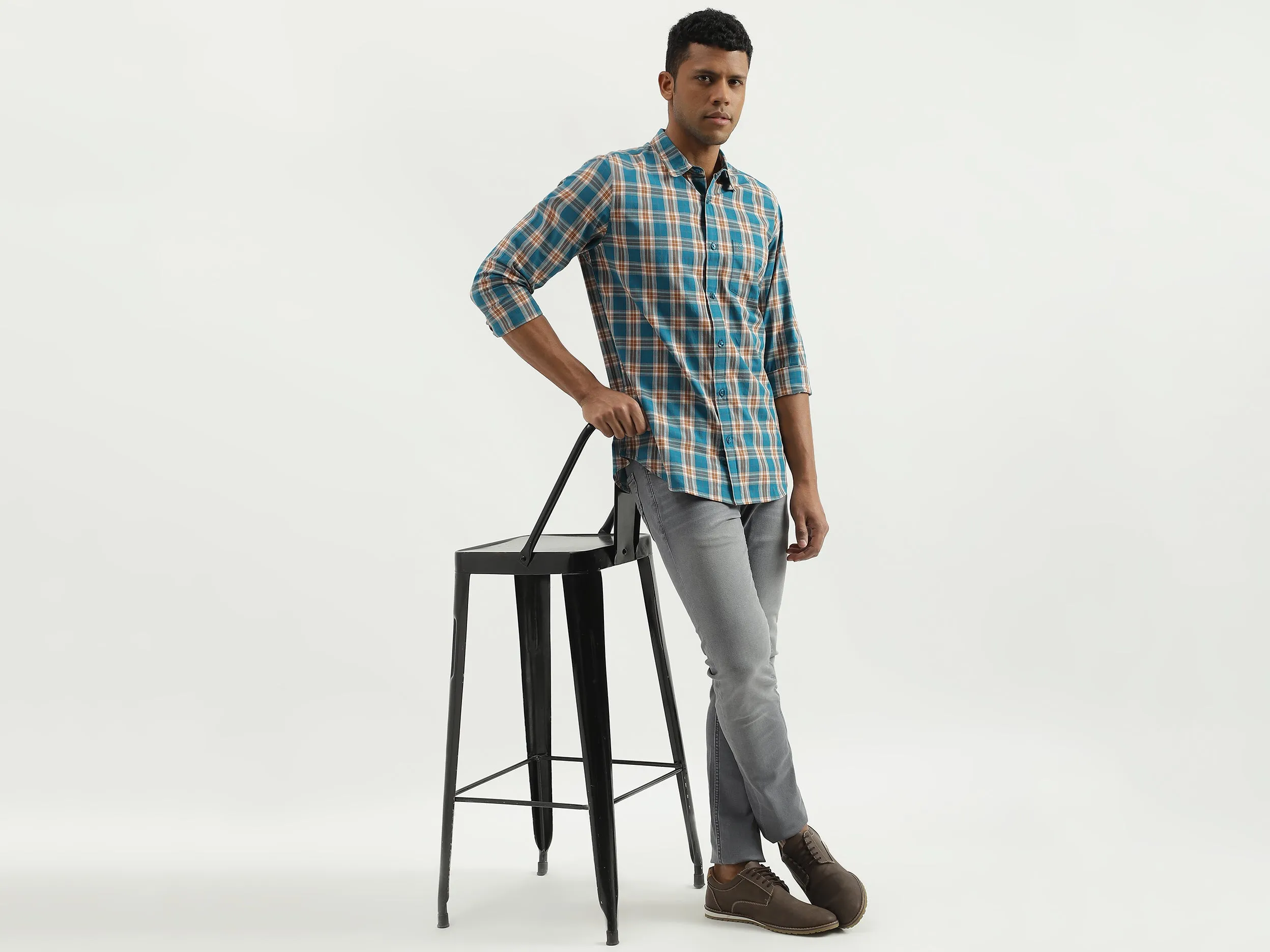 Slim Fit Spread Collar Checked Shirt