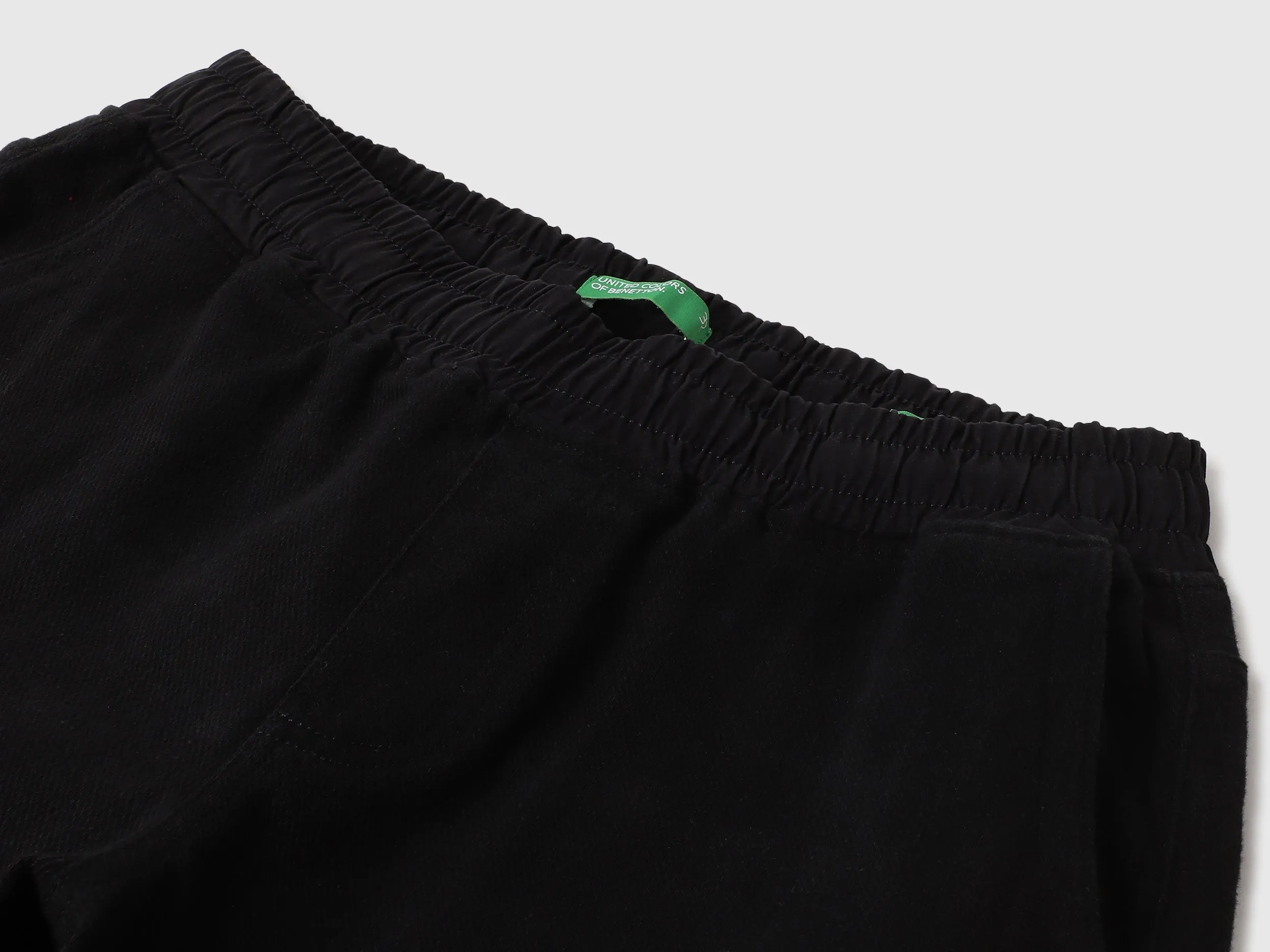 Solid Jogger Fit Cargo Pant